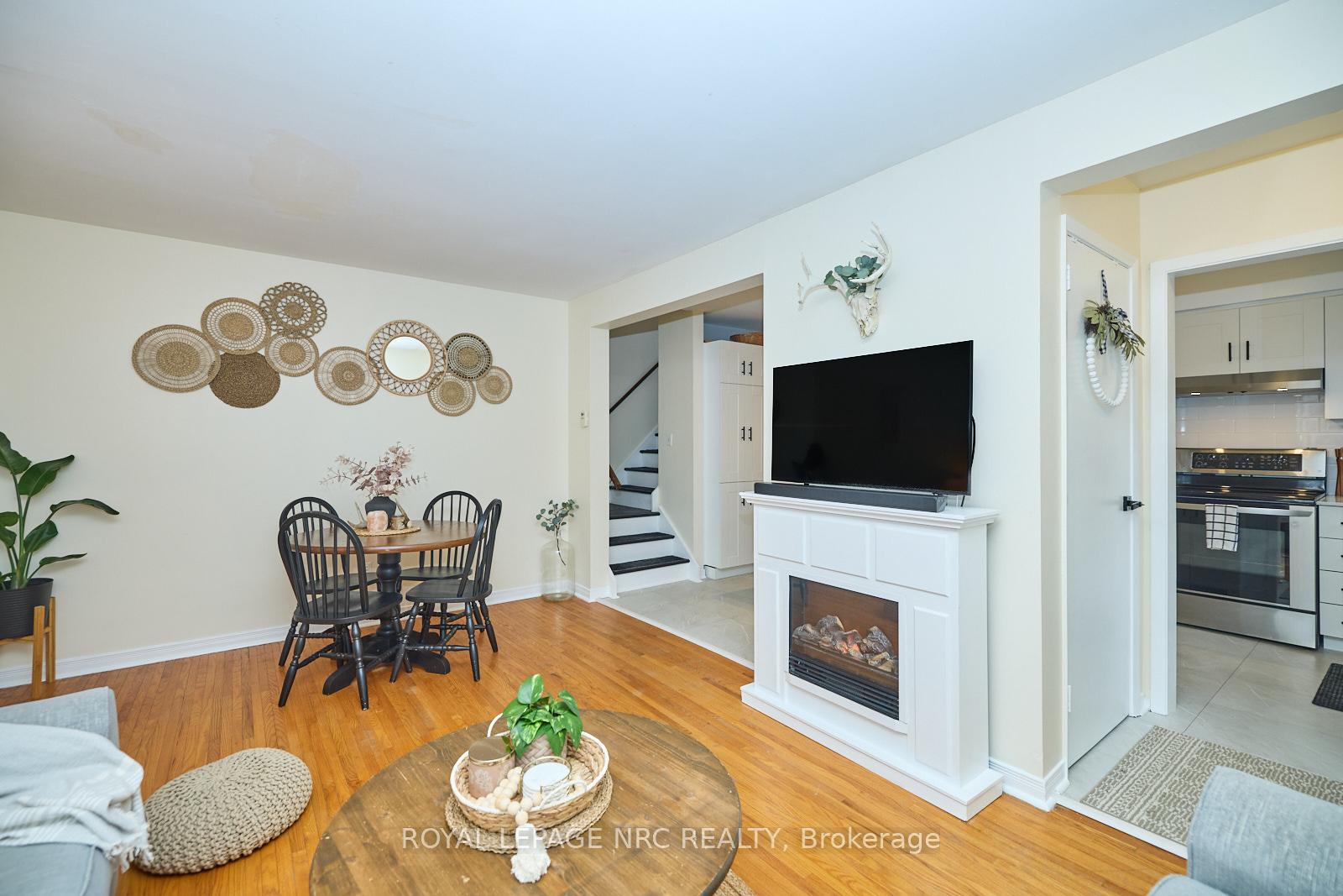 Photo 2 of Unit 24, 151 Parnell Road, St. Catharines, Vine/Linwell — HOMEH