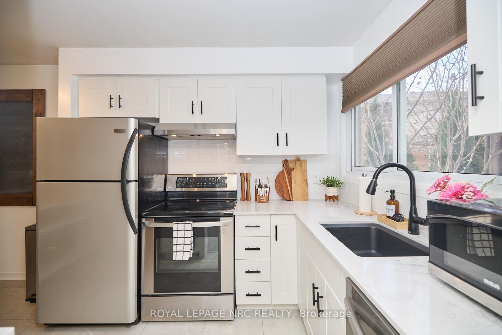 Photo 7 of Unit 24, 151 Parnell Road, St. Catharines, Vine/Linwell — HOMEH