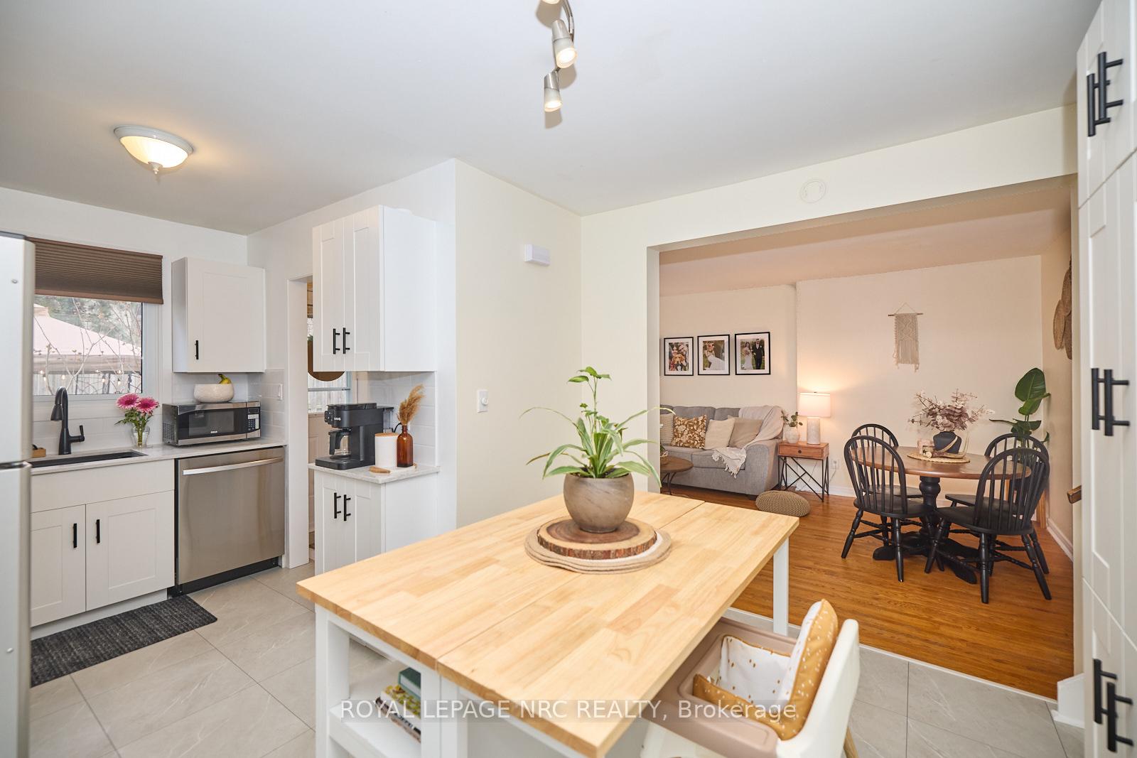 Photo 10 of Unit 24, 151 Parnell Road, St. Catharines, Vine/Linwell — HOMEH