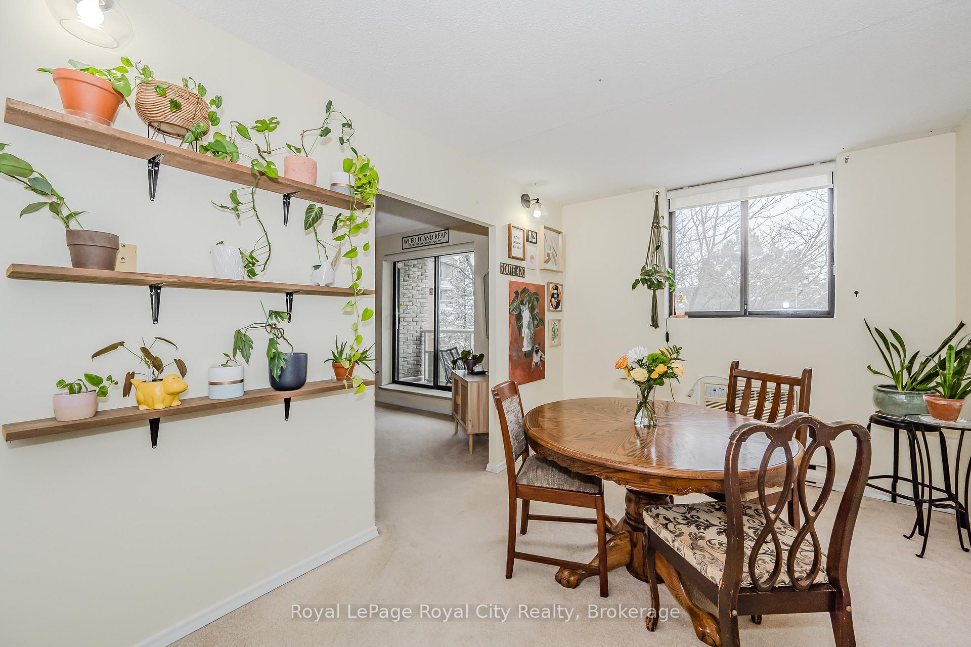 Photo 19 of Unit 402, 89 Westwood Road, Guelph, Willow West/Sugarbush/West Acres — HOMEH