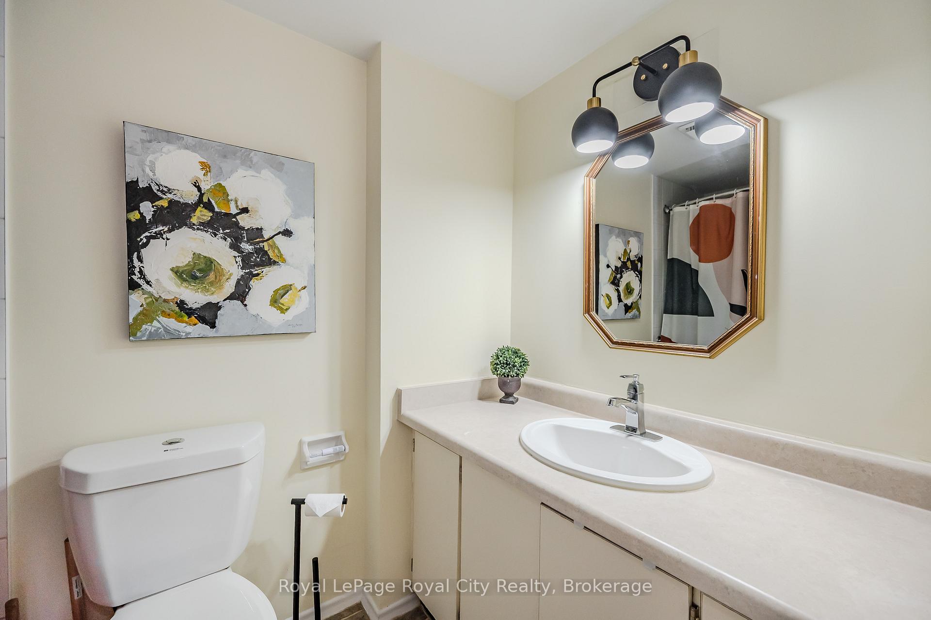 Photo 31 of Unit 402, 89 Westwood Road, Guelph, Willow West/Sugarbush/West Acres — HOMEH