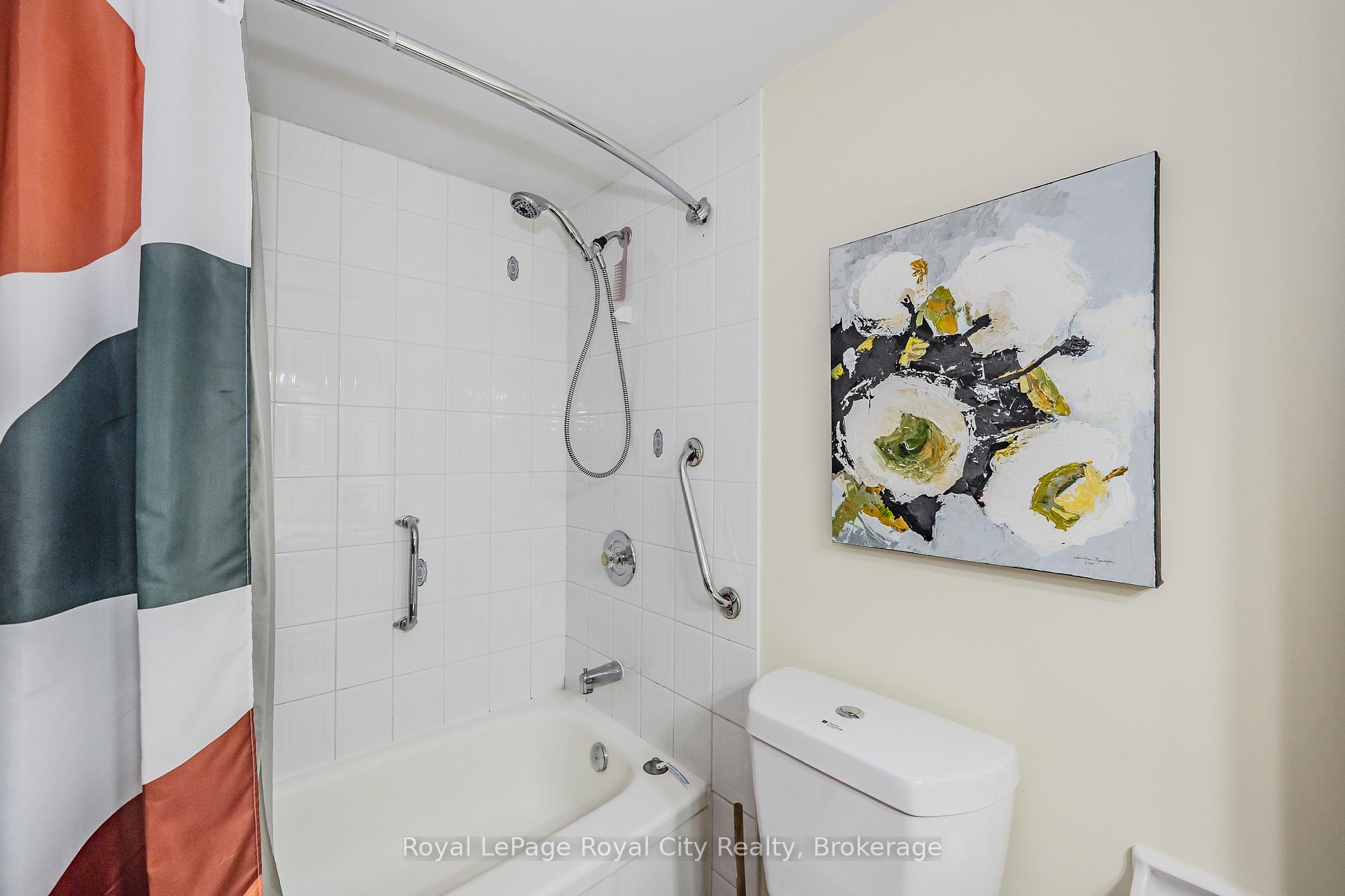 Photo 32 of Unit 402, 89 Westwood Road, Guelph, Willow West/Sugarbush/West Acres — HOMEH