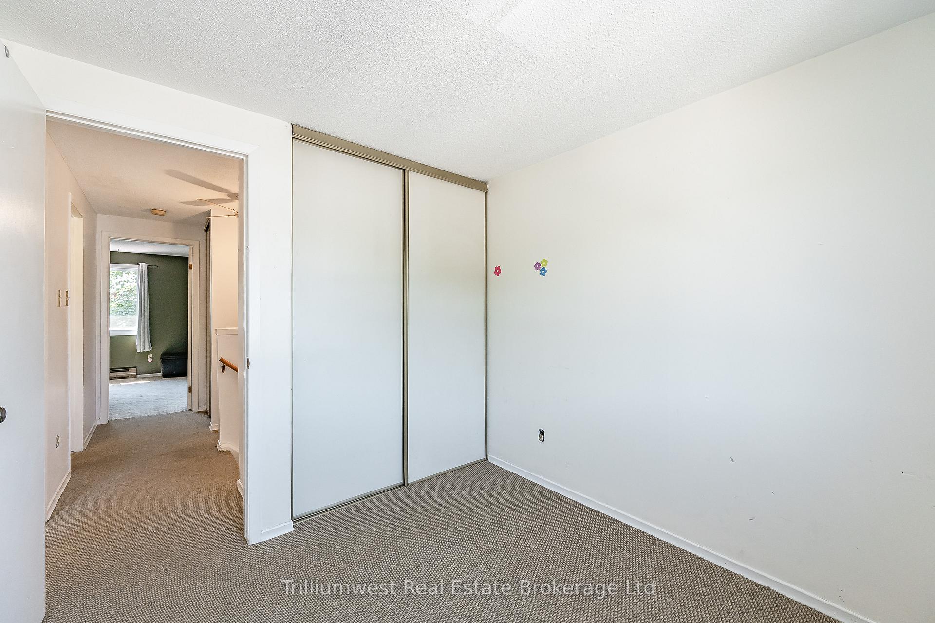 Photo 7 of Unit 21, 90 Ferman Drive, Guelph, Willow West/Sugarbush/West Acres — HOMEH