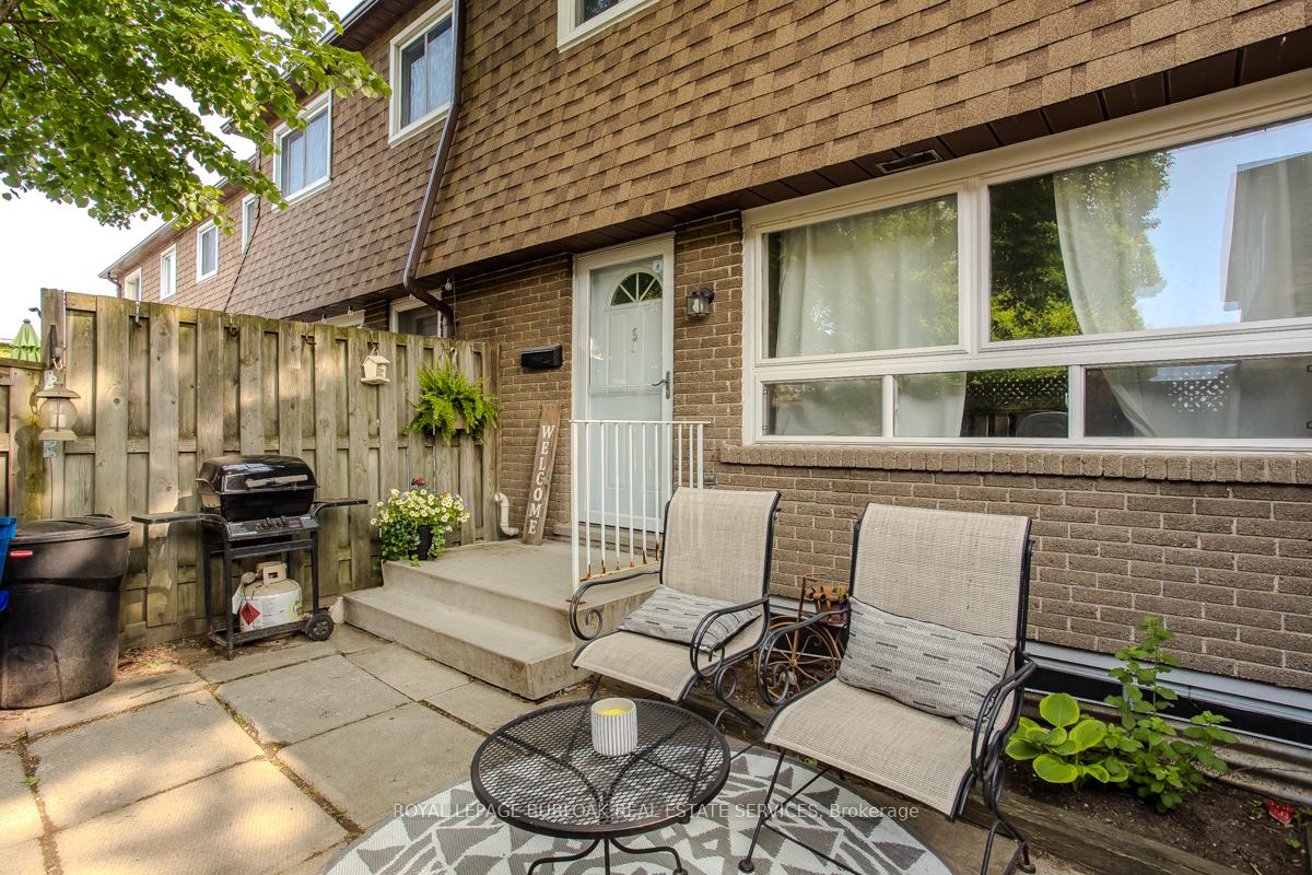 Photo 36 of Unit 9, 165 Limeridge Road W, Hamilton, Rolston — HOMEH