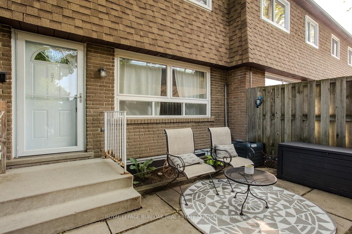 Photo 37 of Unit 9, 165 Limeridge Road W, Hamilton, Rolston — HOMEH
