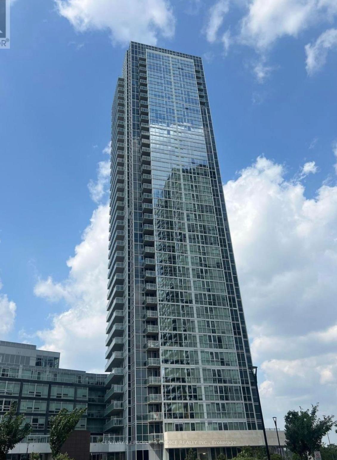 Front of Unit 526, 2908 Highway 7 Road
