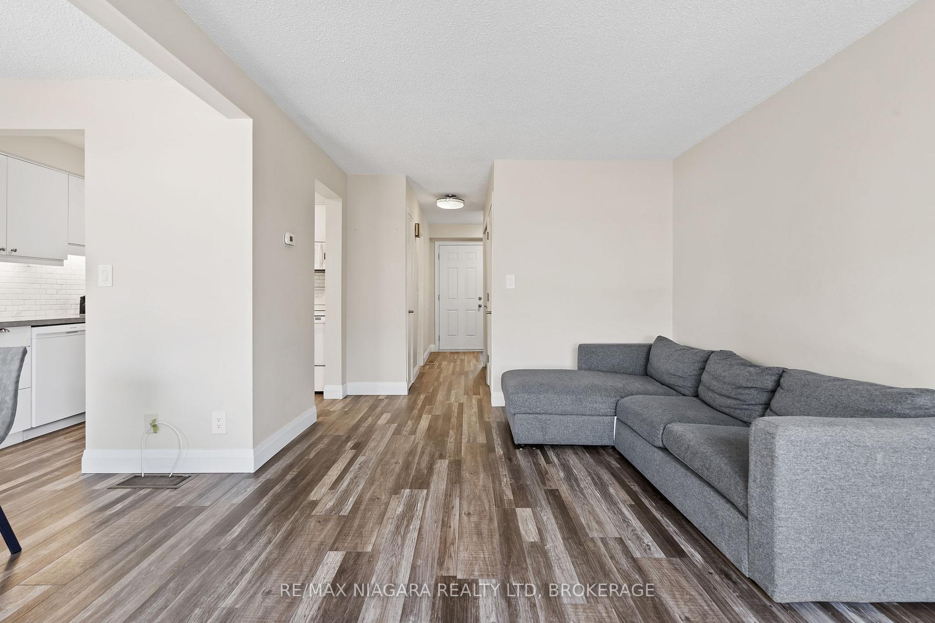 Photo 8 of Unit 107, 286 Cushman Road, St. Catharines, Carlton/Bunting — HOMEH