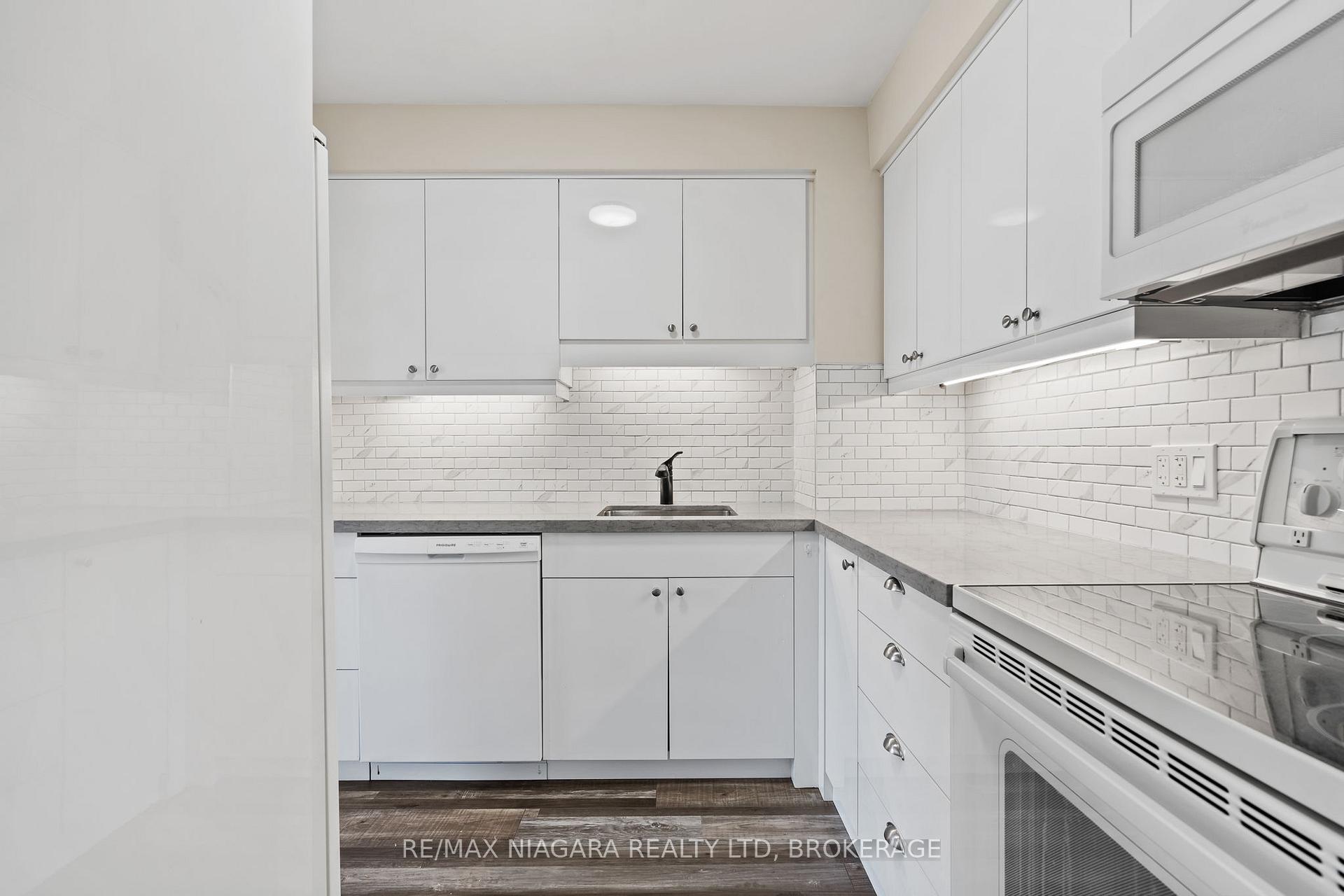 Photo 13 of Unit 107, 286 Cushman Road, St. Catharines, Carlton/Bunting — HOMEH