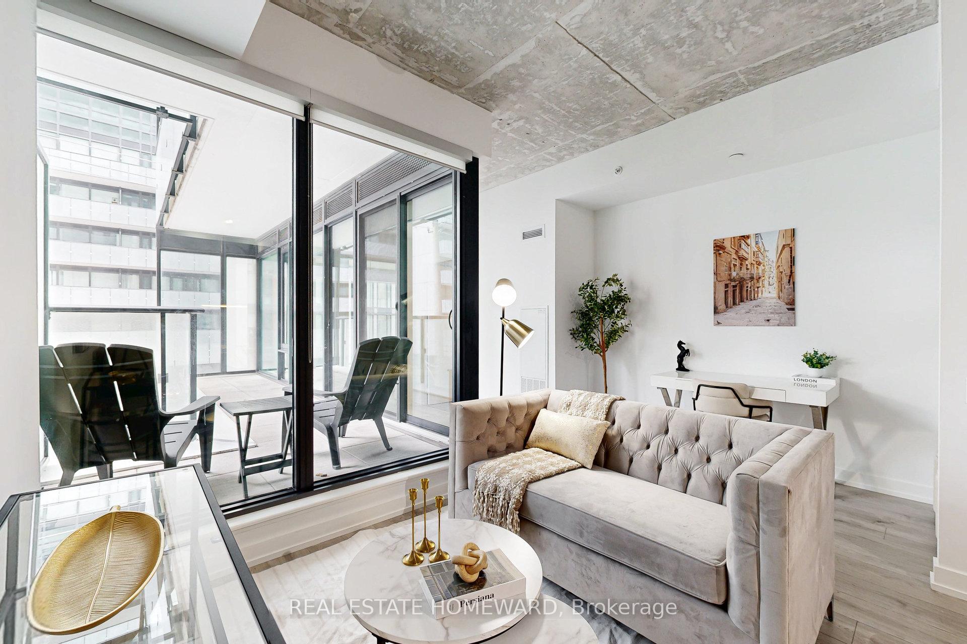 Photo 13 of Unit 212, 161 Roehampton Avenue, Toronto, Mount Pleasant West — HOMEH