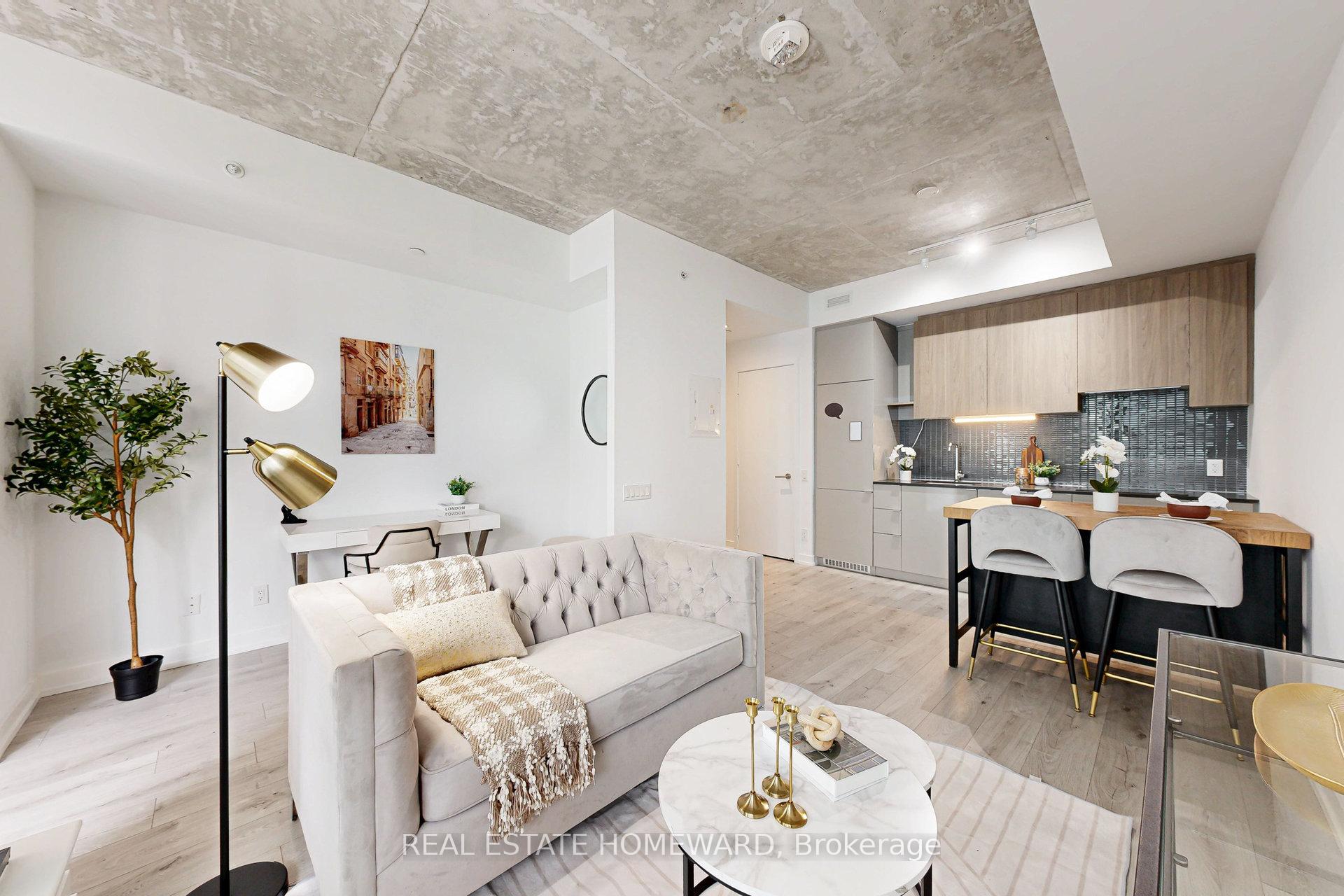 Photo 14 of Unit 212, 161 Roehampton Avenue, Toronto, Mount Pleasant West — HOMEH