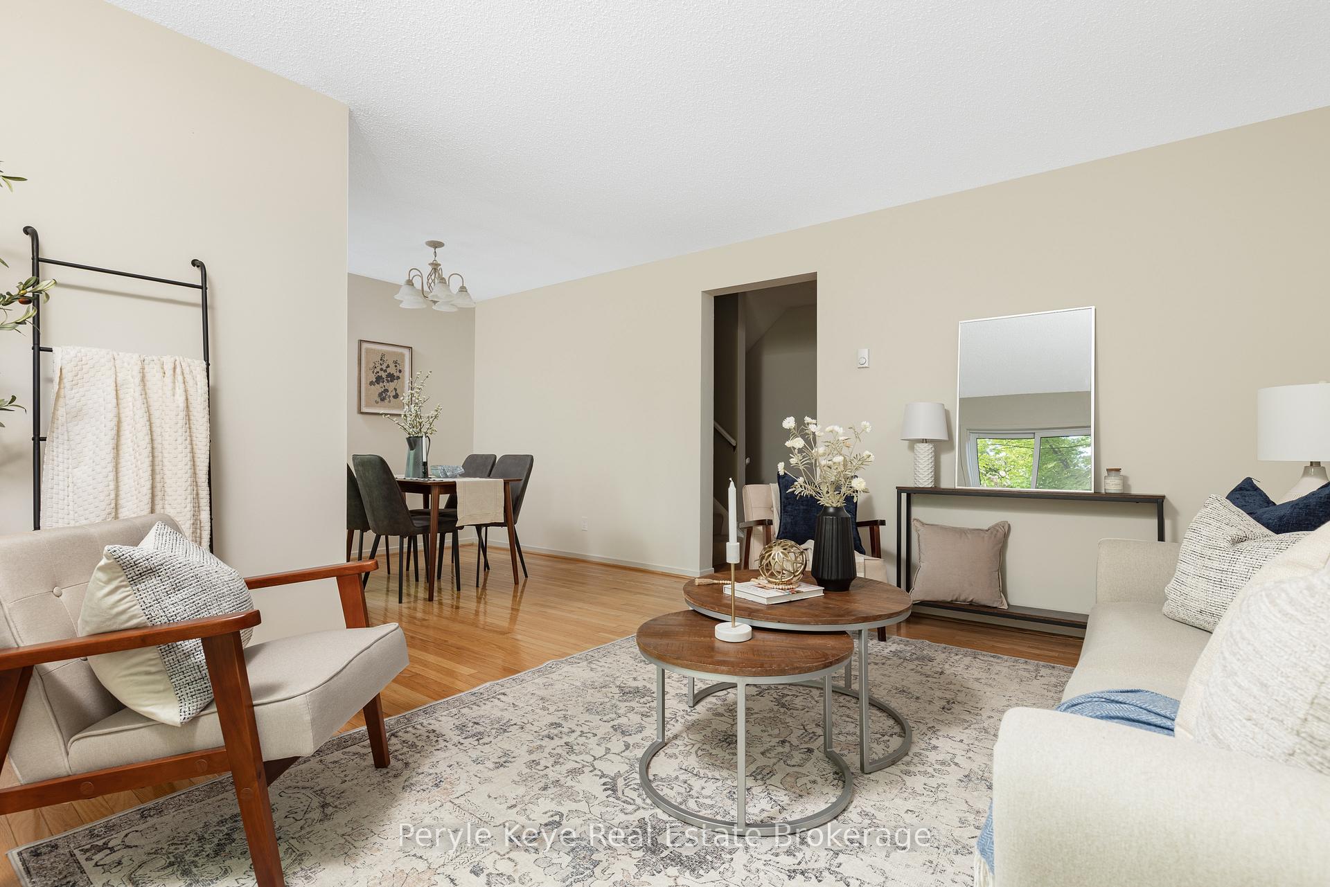 Photo 20 of Unit 2, 63 Southbank Drive, Bracebridge, Macaulay — HOMEH