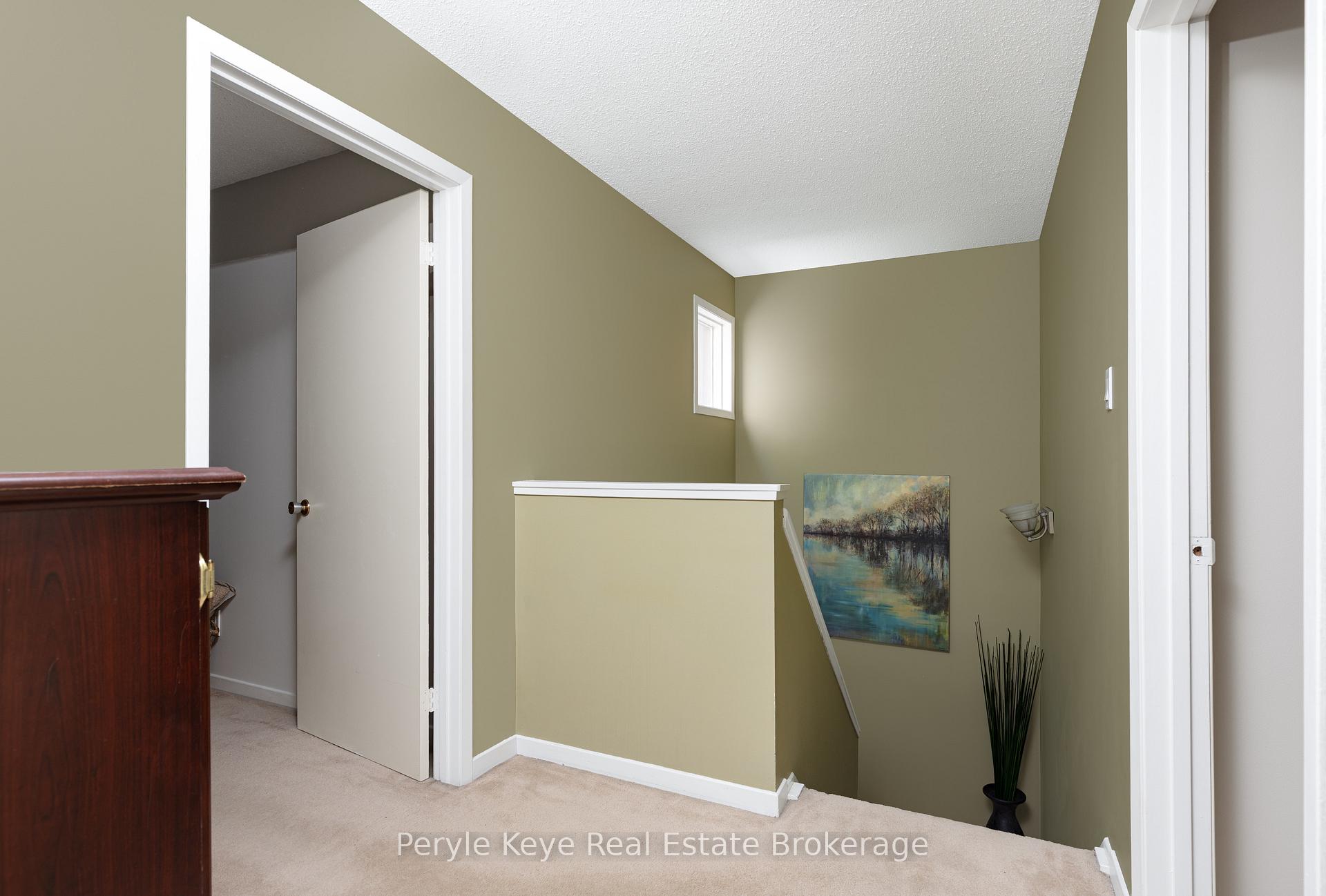 Photo 28 of Unit 2, 63 Southbank Drive, Bracebridge, Macaulay — HOMEH