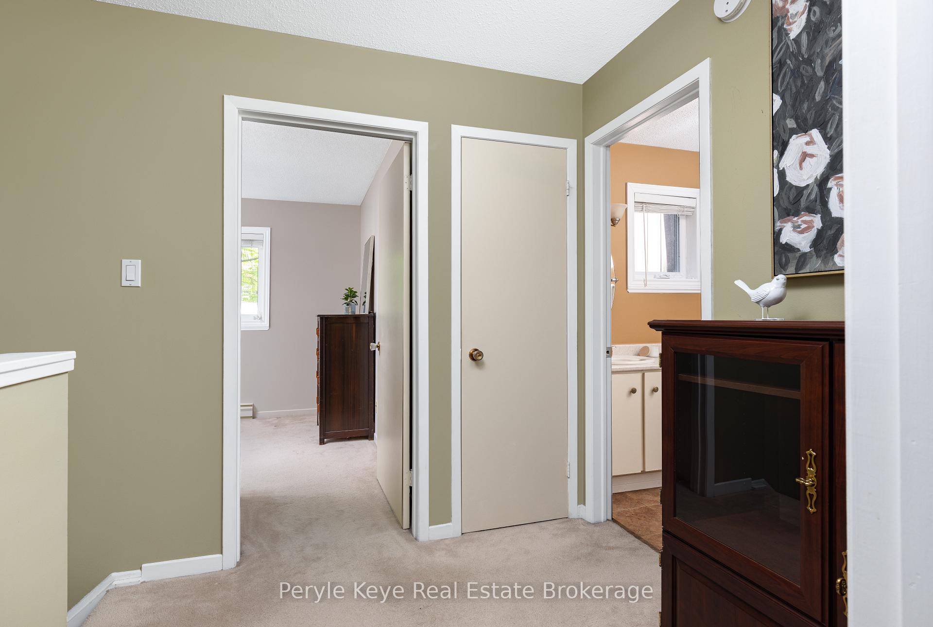 Photo 31 of Unit 2, 63 Southbank Drive, Bracebridge, Macaulay — HOMEH