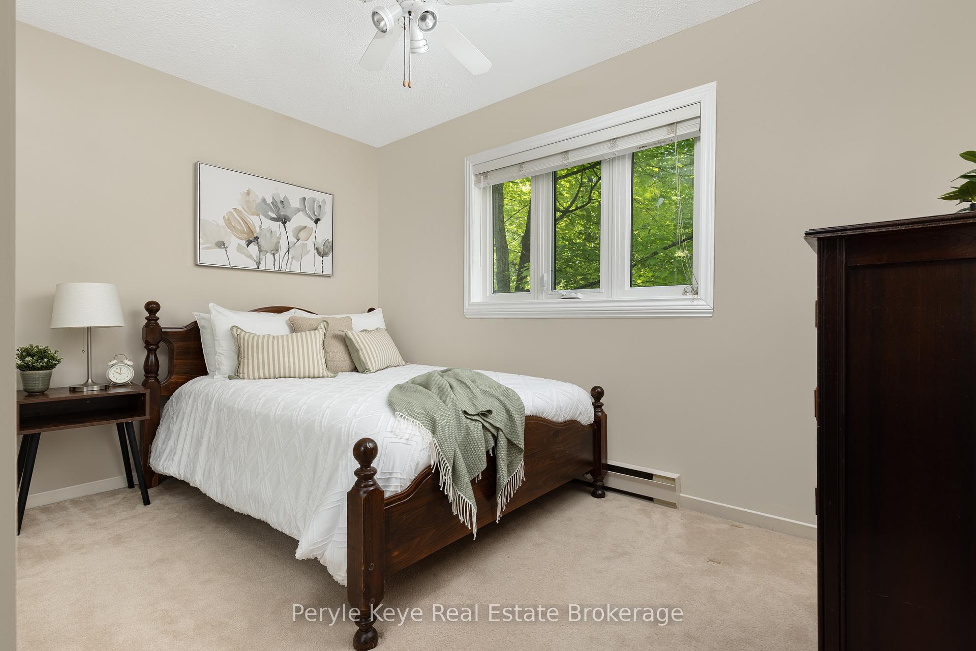 Photo 32 of Unit 2, 63 Southbank Drive, Bracebridge, Macaulay — HOMEH