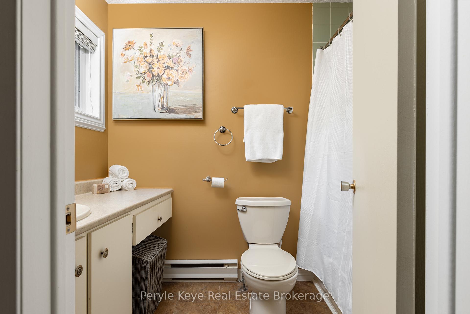 Photo 34 of Unit 2, 63 Southbank Drive, Bracebridge, Macaulay — HOMEH