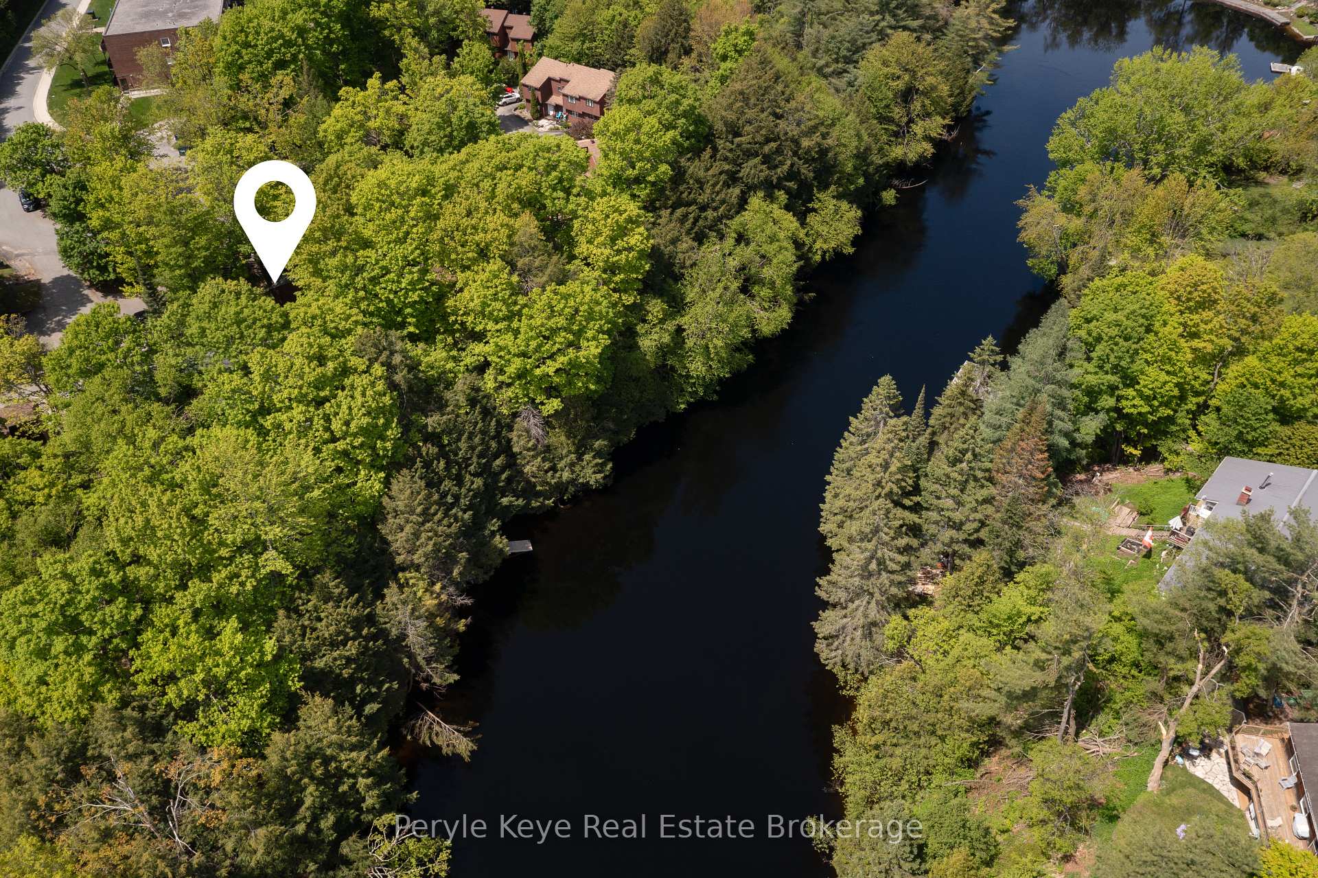 Photo 43 of Unit 2, 63 Southbank Drive, Bracebridge, Macaulay — HOMEH