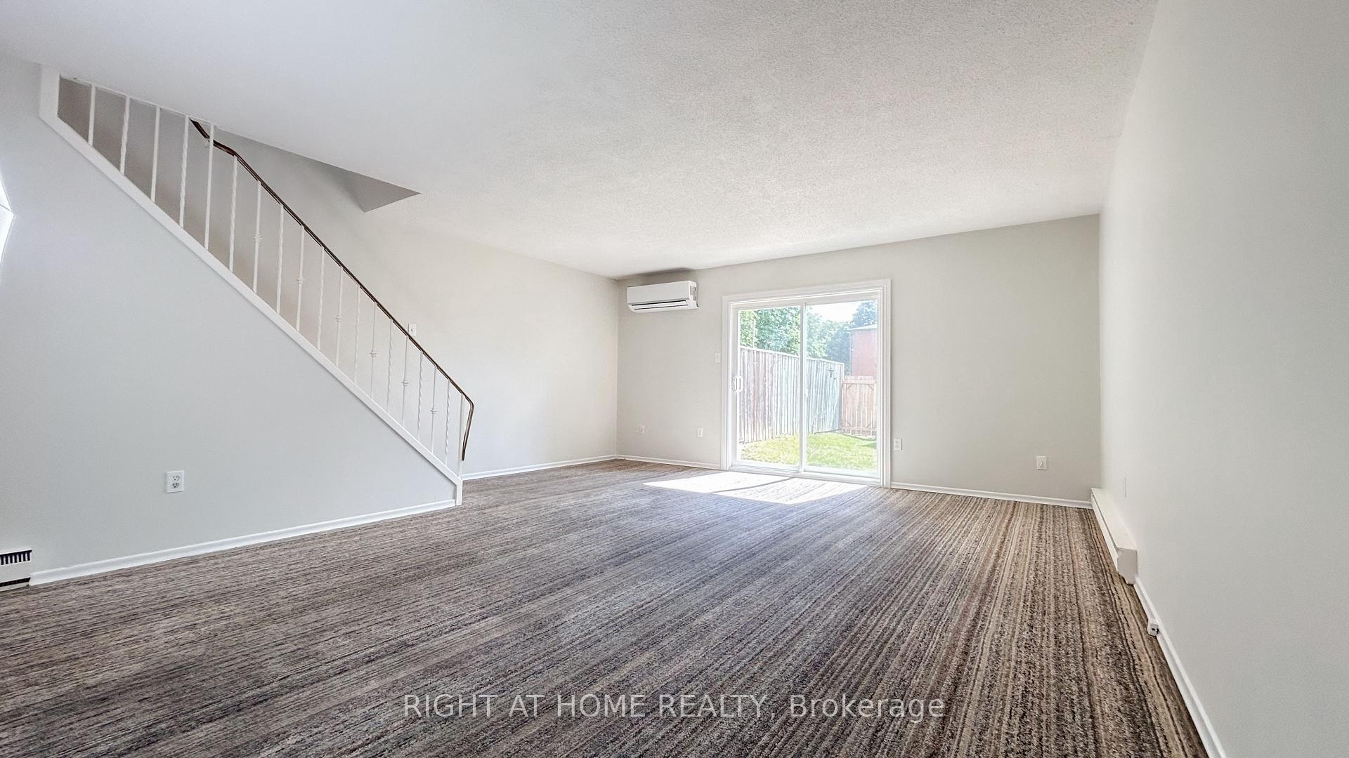 Photo 14 of Unit 32, 160 Jansen Avenue, Kitchener — HOMEH
