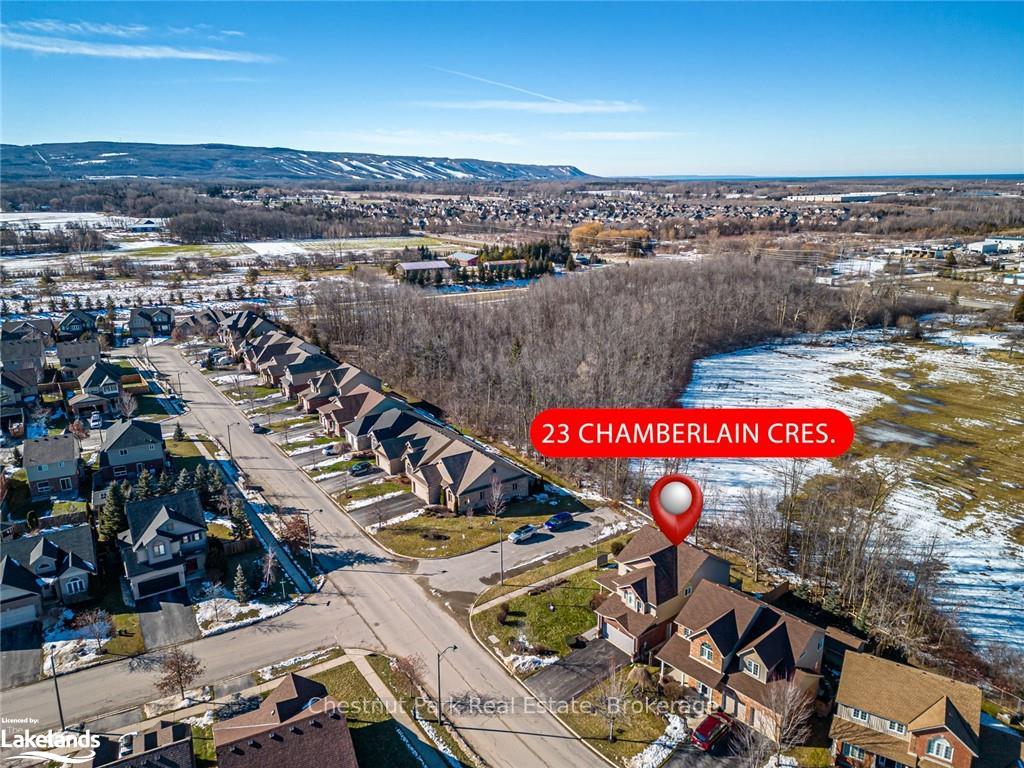 Photo 4 of 23 Chamberlain Crescent, Collingwood — HOMEH