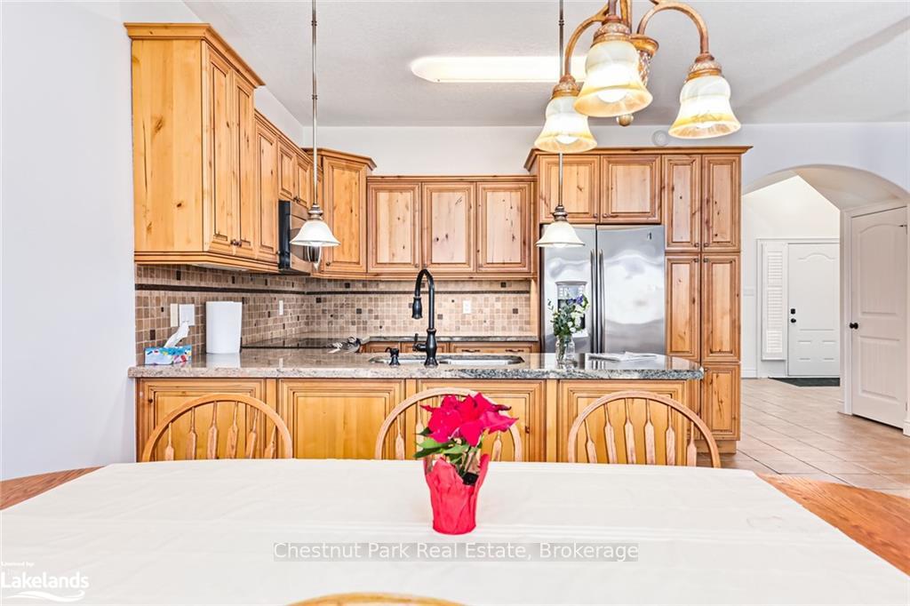 Photo 16 of 23 Chamberlain Crescent, Collingwood — HOMEH