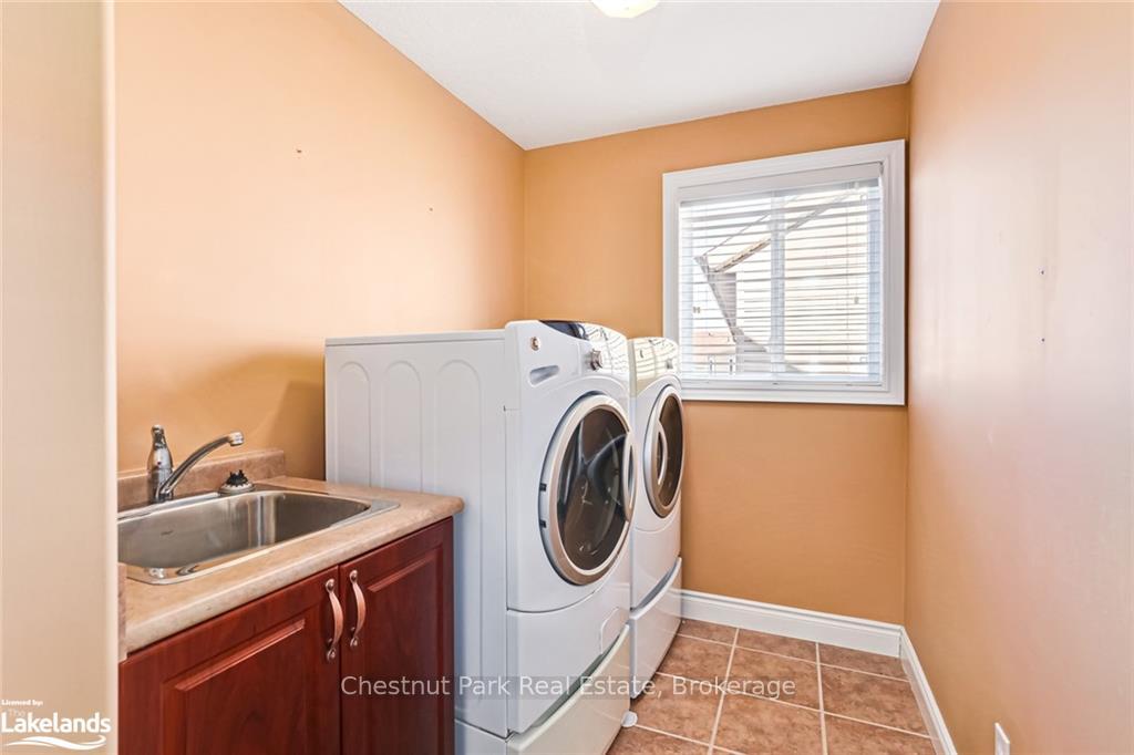 Photo 31 of 23 Chamberlain Crescent, Collingwood — HOMEH