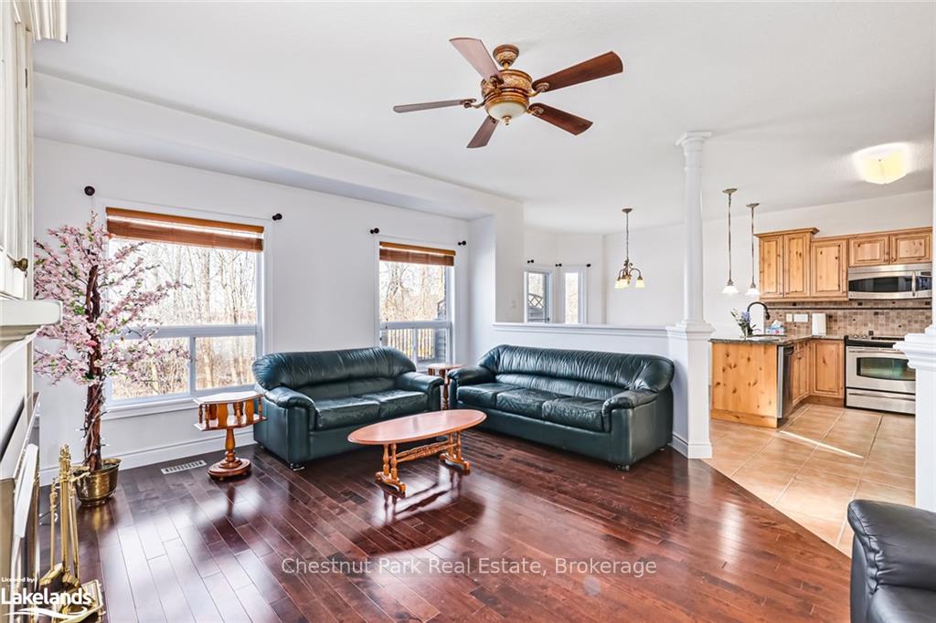 Photo 37 of 23 Chamberlain Crescent, Collingwood — HOMEH
