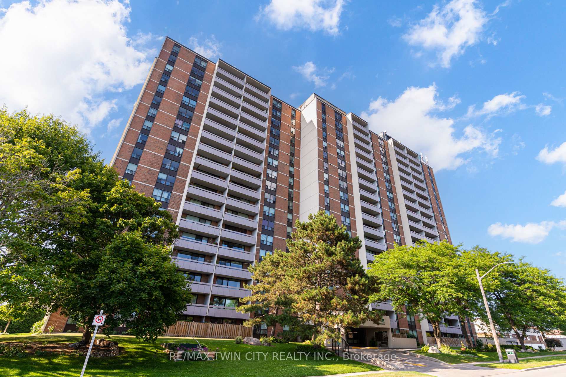 Front of Unit 1507, 1210 Radom Street