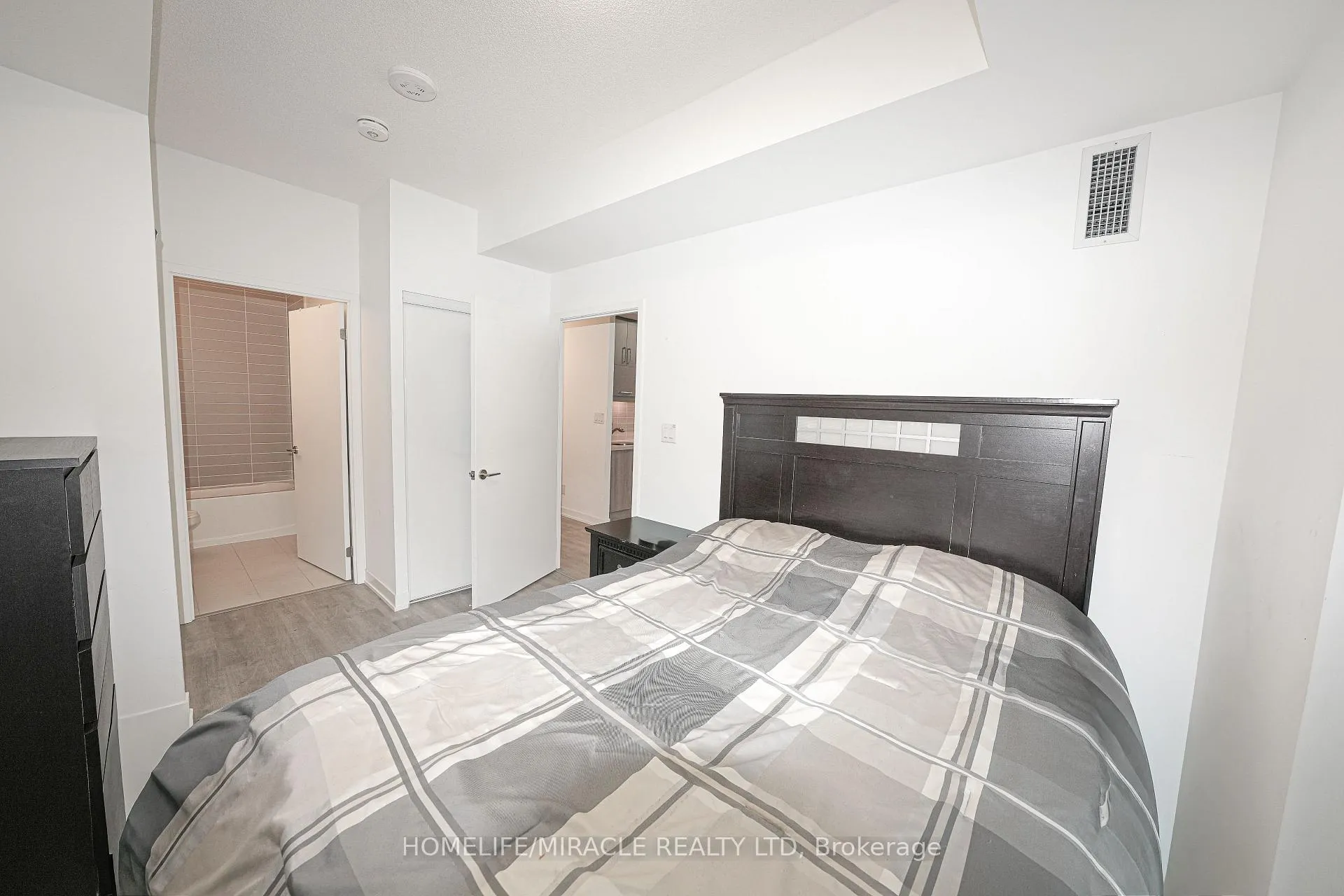 Photo 20 of Unit 705, 8119 Birchmount Road, Markham, Unionville — HOMEH