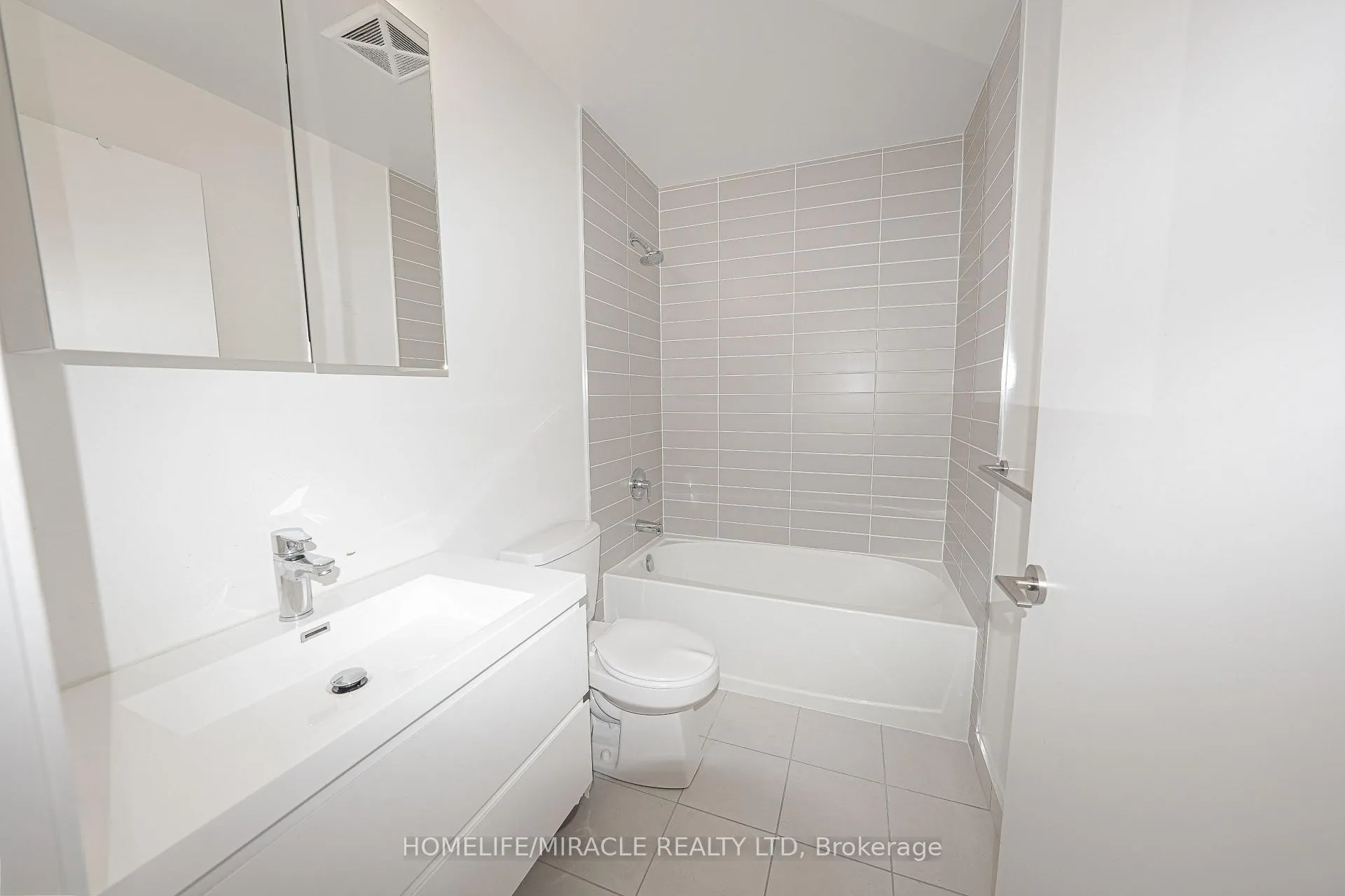 Photo 21 of Unit 705, 8119 Birchmount Road, Markham, Unionville — HOMEH