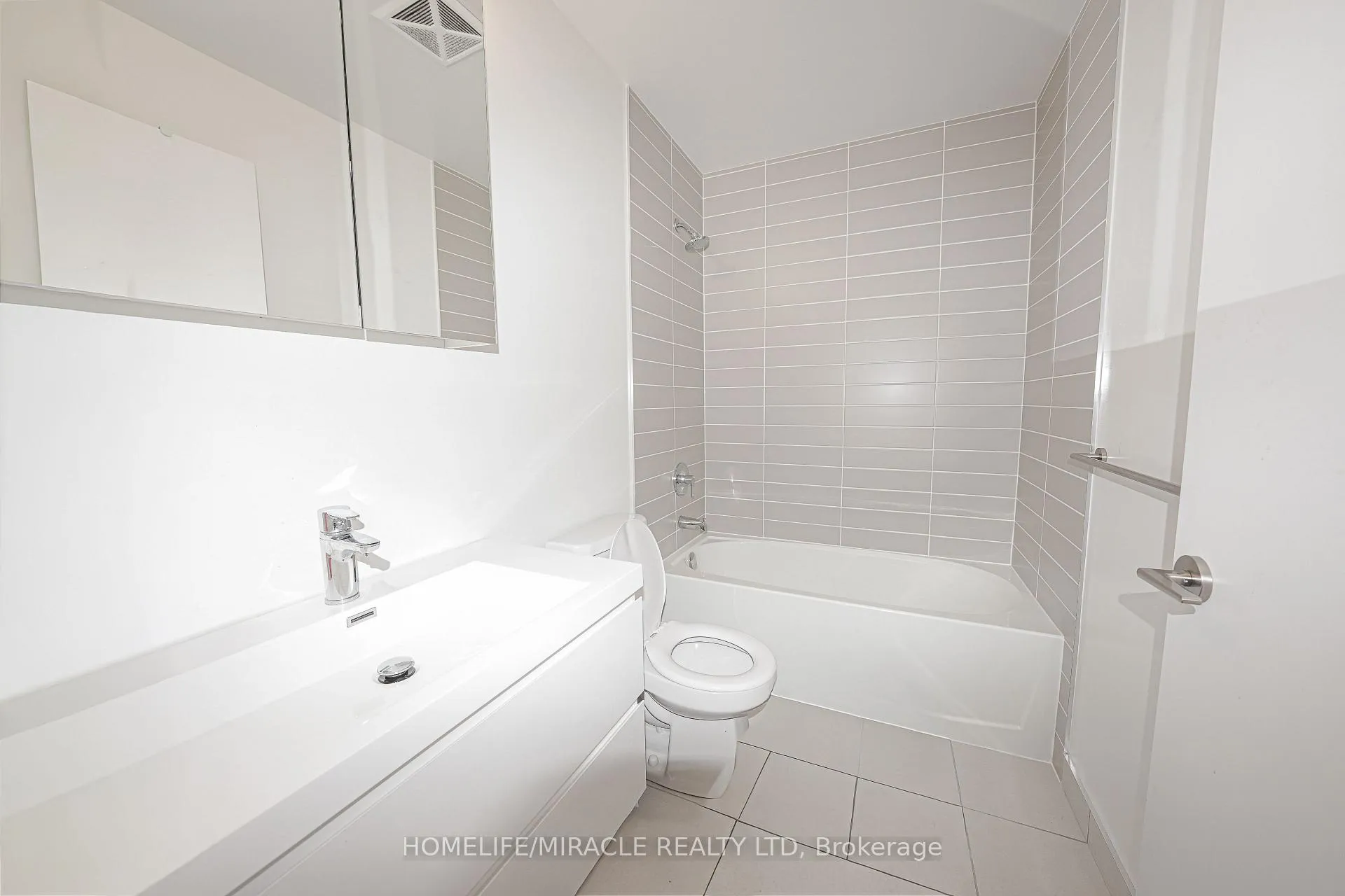 Photo 22 of Unit 705, 8119 Birchmount Road, Markham, Unionville — HOMEH