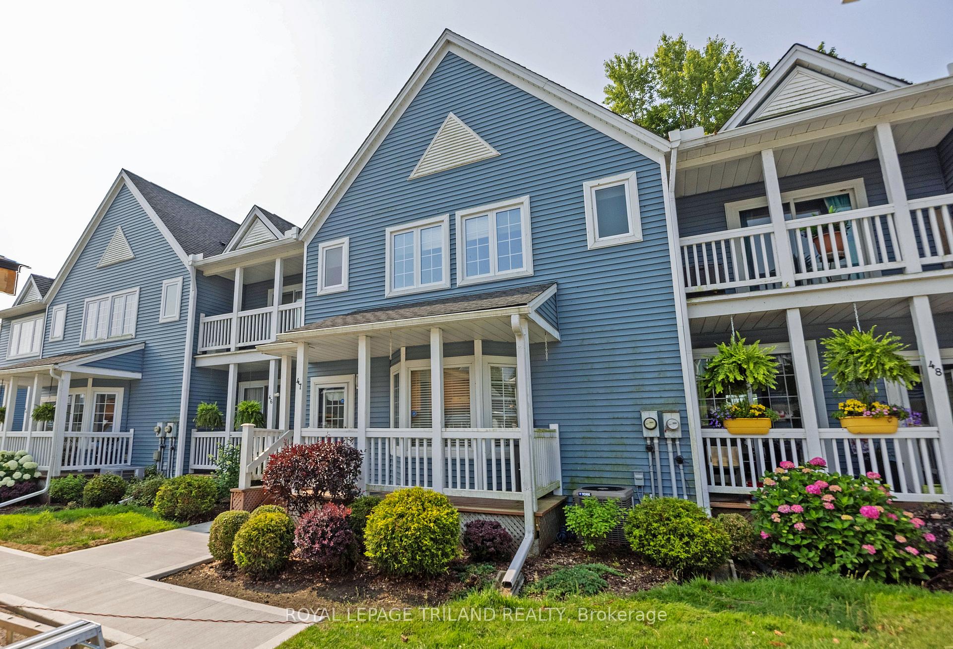 Front of Unit 47, 374 Front Street