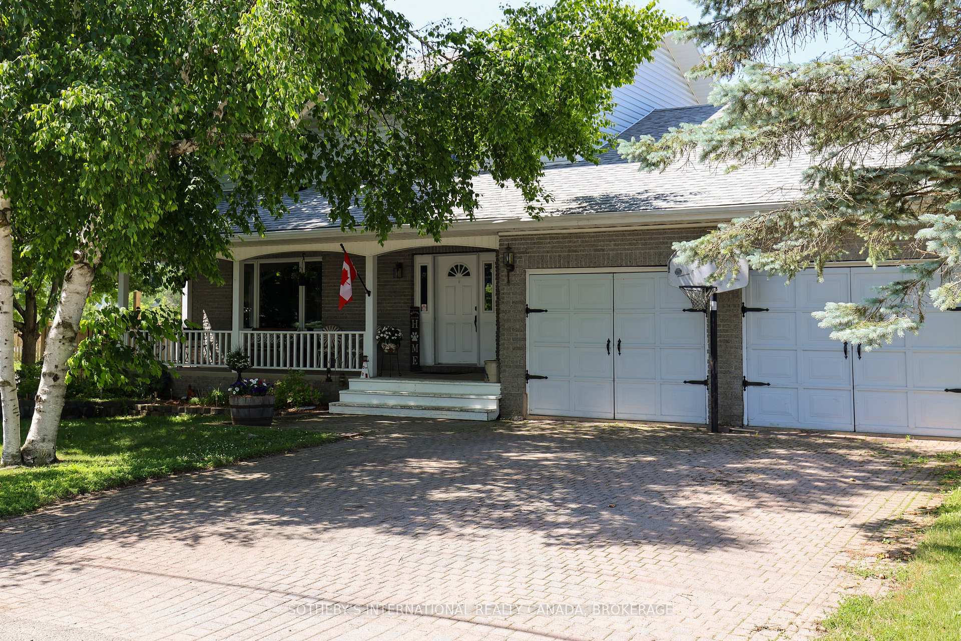 Photo 2 of 480 Second Street, Gananoque — HOMEH