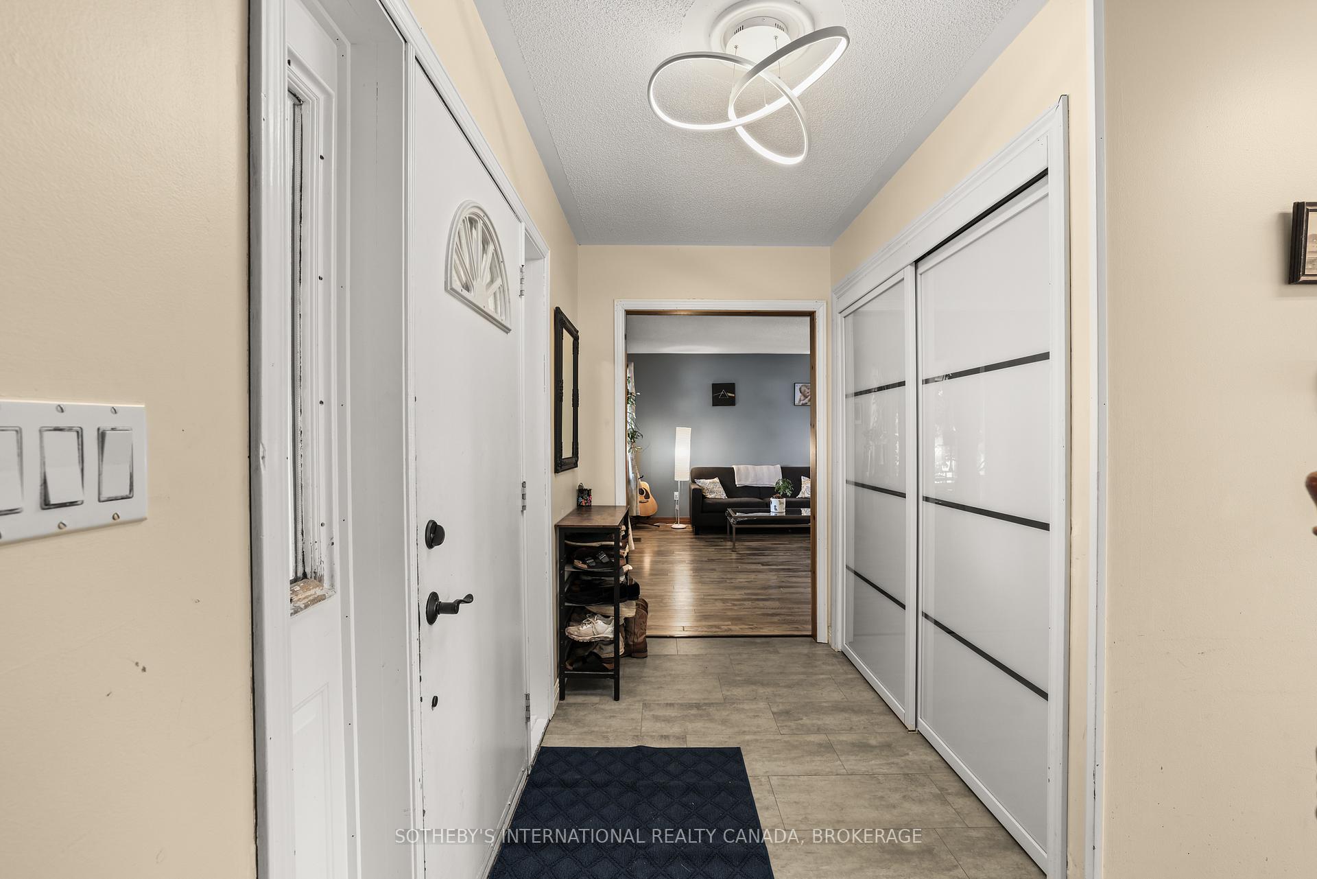 Photo 5 of 480 Second Street, Gananoque — HOMEH