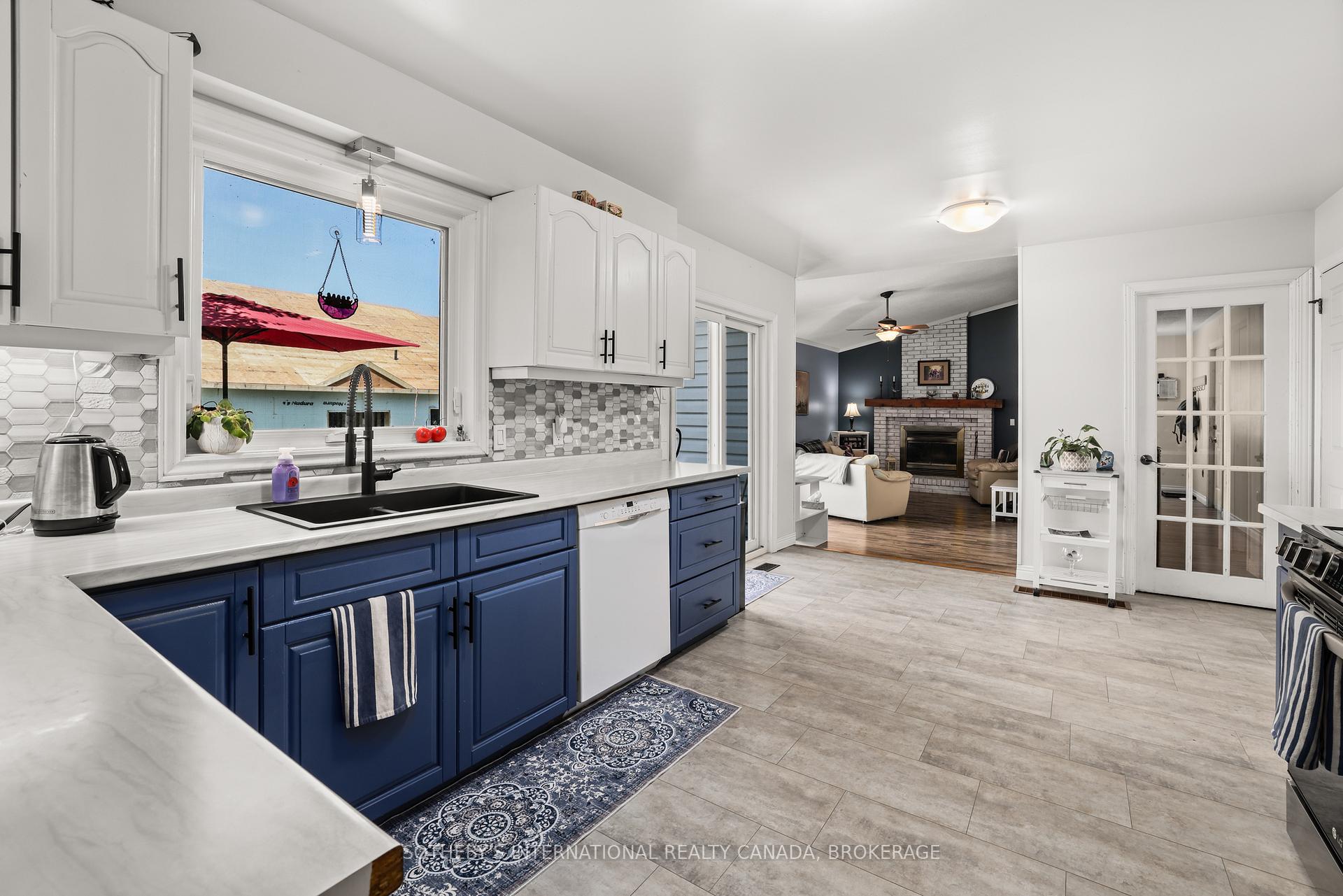 Photo 11 of 480 Second Street, Gananoque — HOMEH