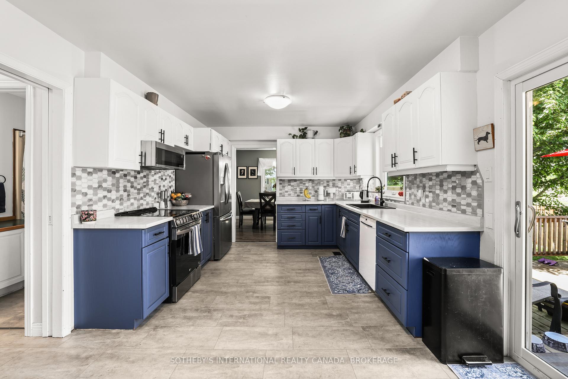 Photo 12 of 480 Second Street, Gananoque — HOMEH