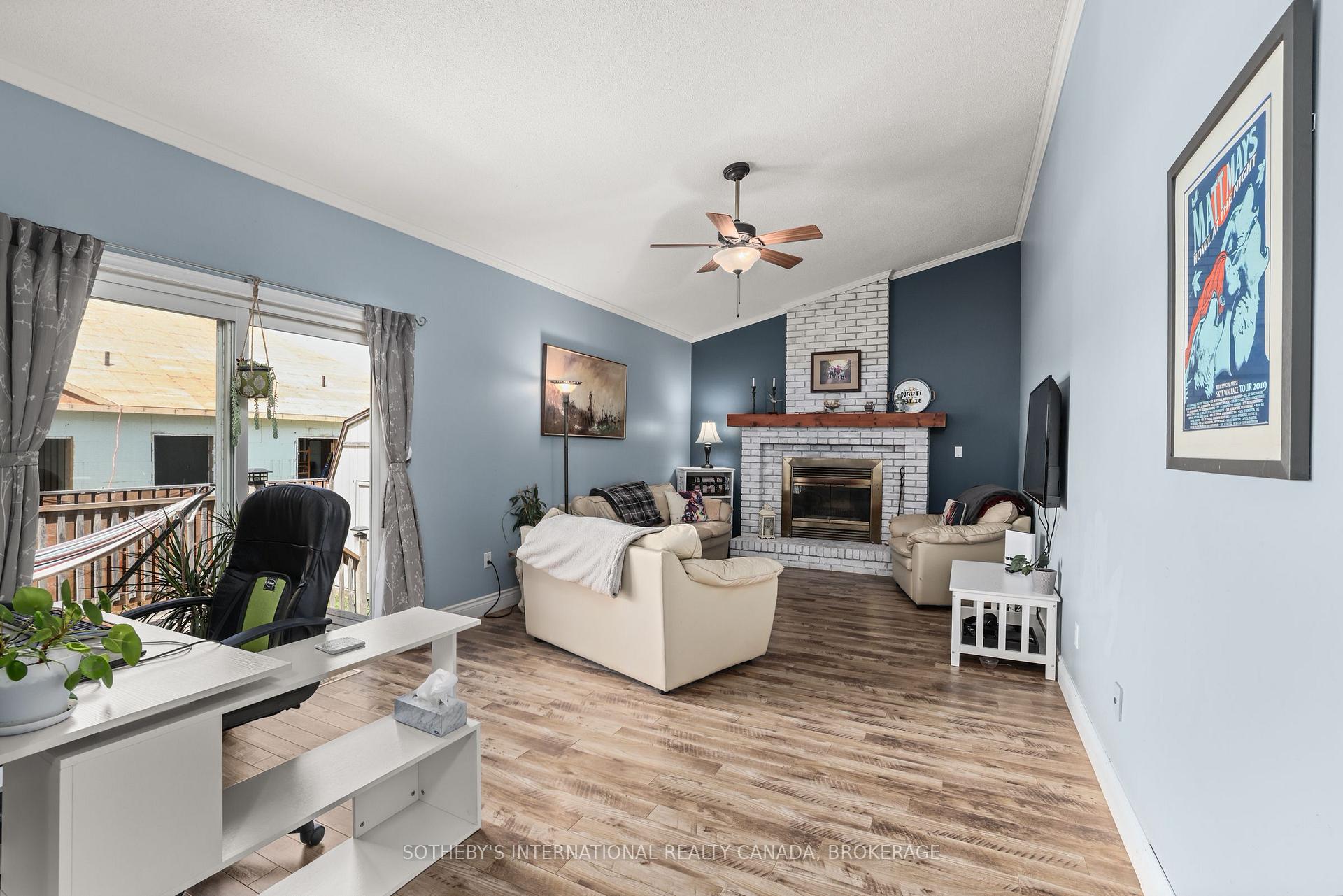 Photo 15 of 480 Second Street, Gananoque — HOMEH