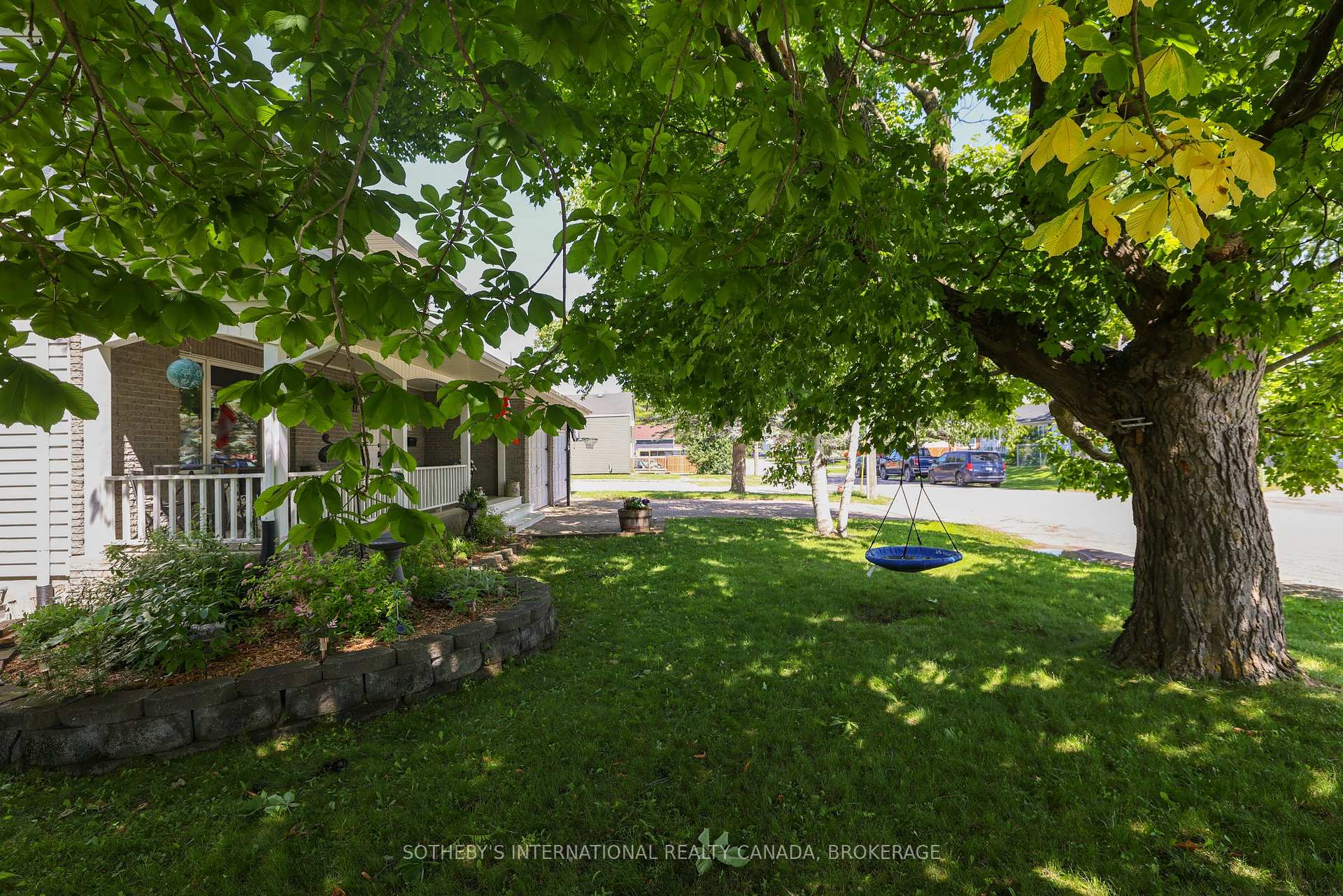 Photo 36 of 480 Second Street, Gananoque — HOMEH