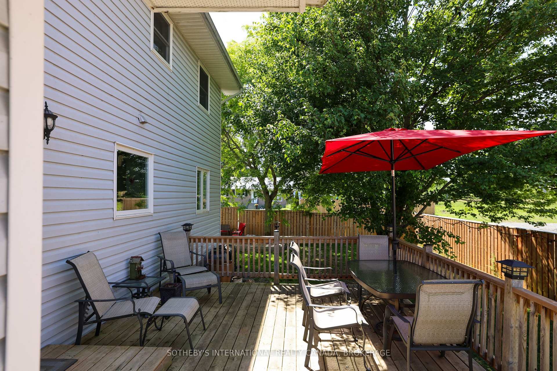 Photo 43 of 480 Second Street, Gananoque — HOMEH