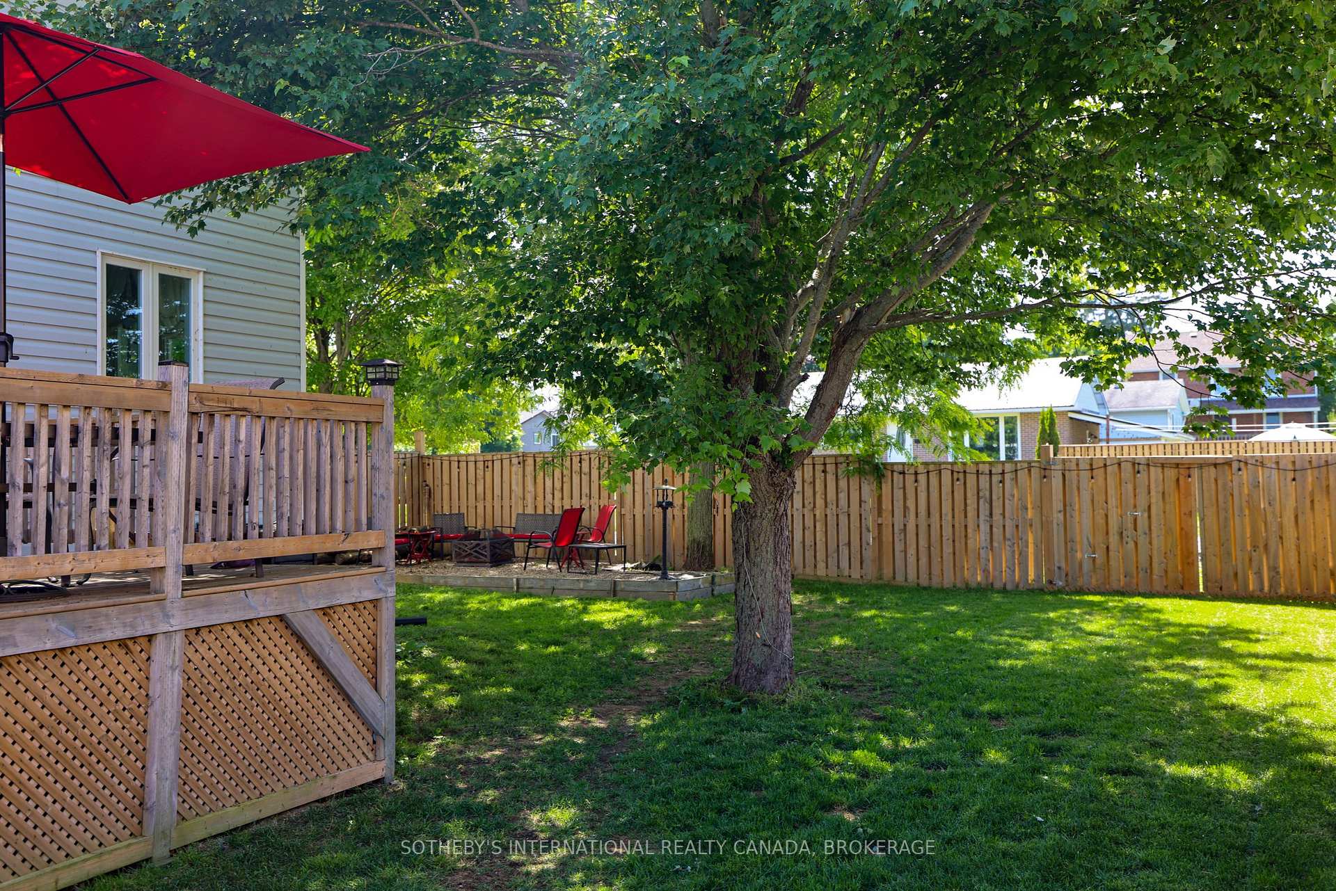 Photo 45 of 480 Second Street, Gananoque — HOMEH