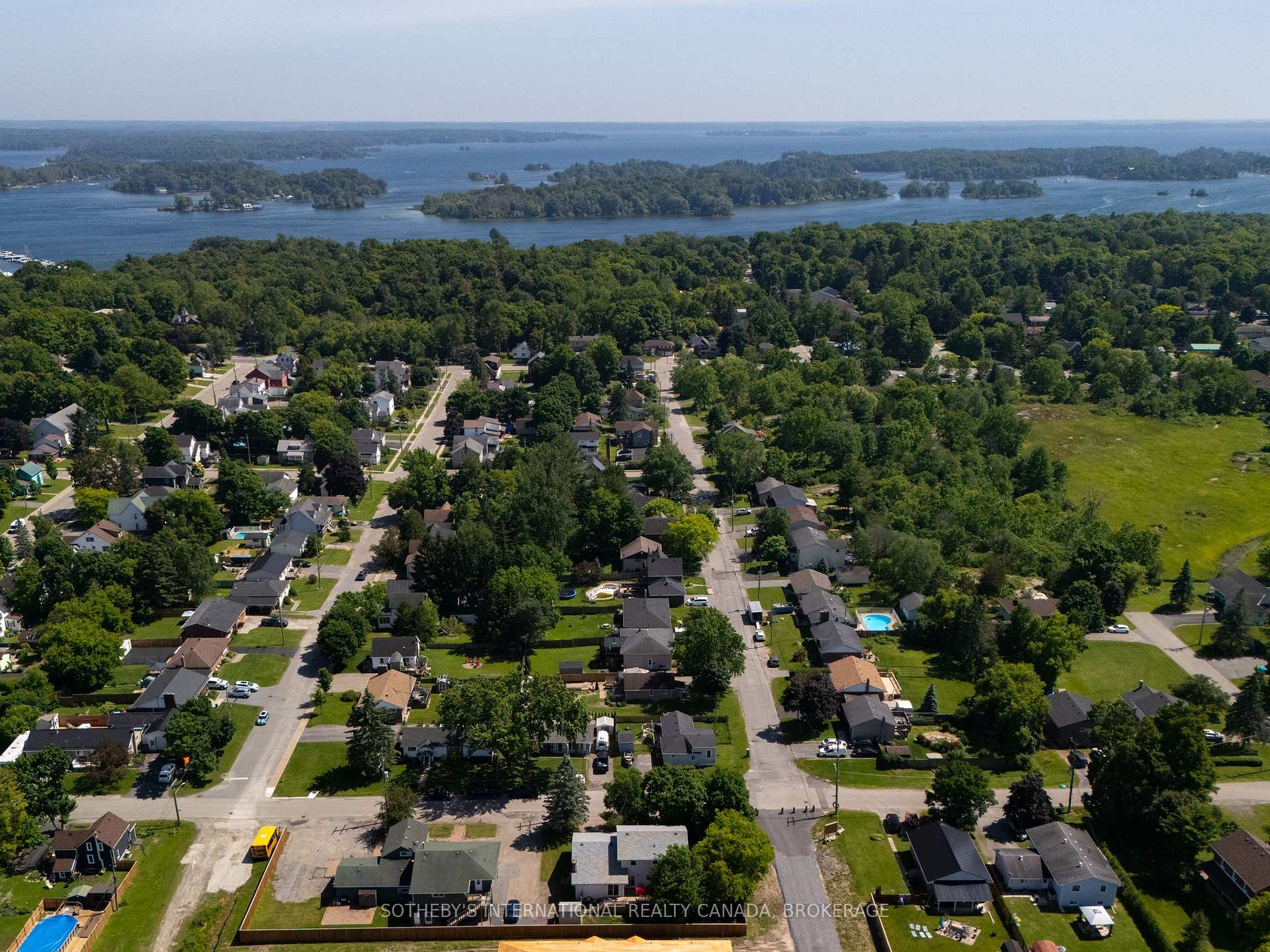 Photo 46 of 480 Second Street, Gananoque — HOMEH
