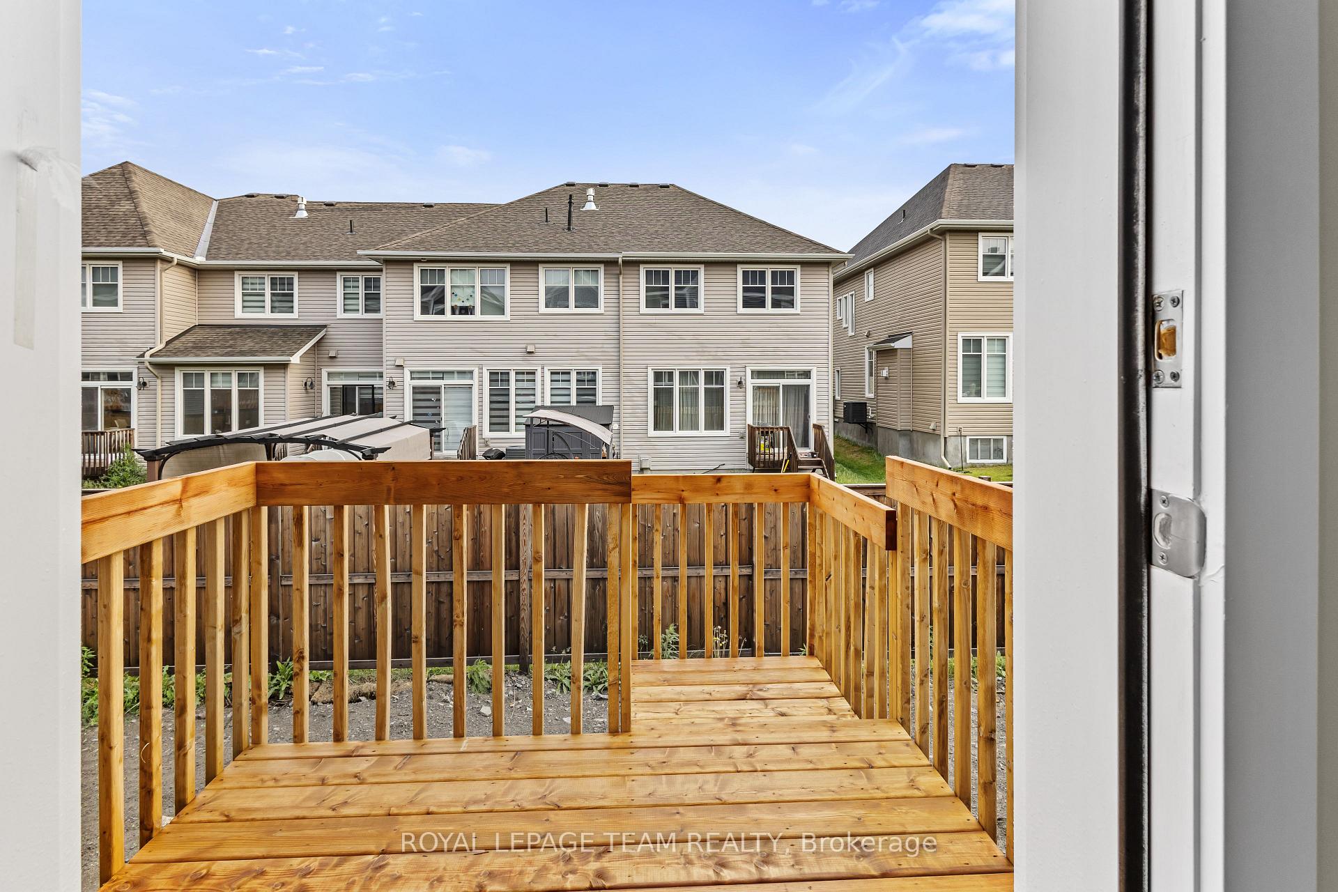 Photo 9 of 608 Expansion Road, Ottawa, Barrhaven - Half Moon Bay — HOMEH