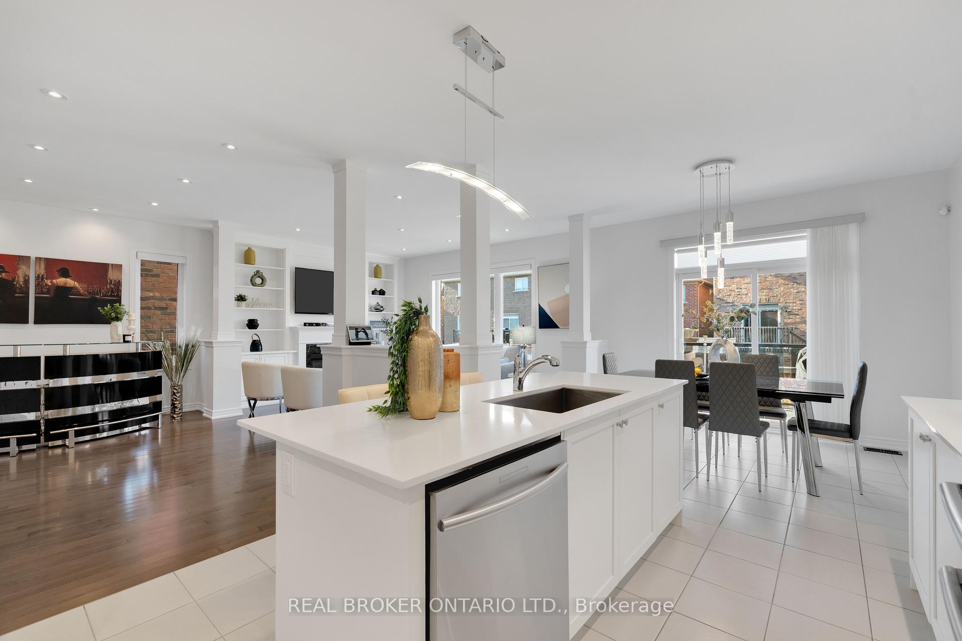 Photo 16 of 11 McEchearn Crescent, Caledon, Rural Caledon — HOMEH