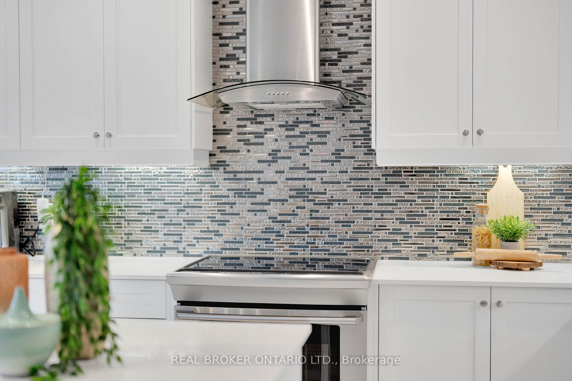 Photo 19 of 11 McEchearn Crescent, Caledon, Rural Caledon — HOMEH