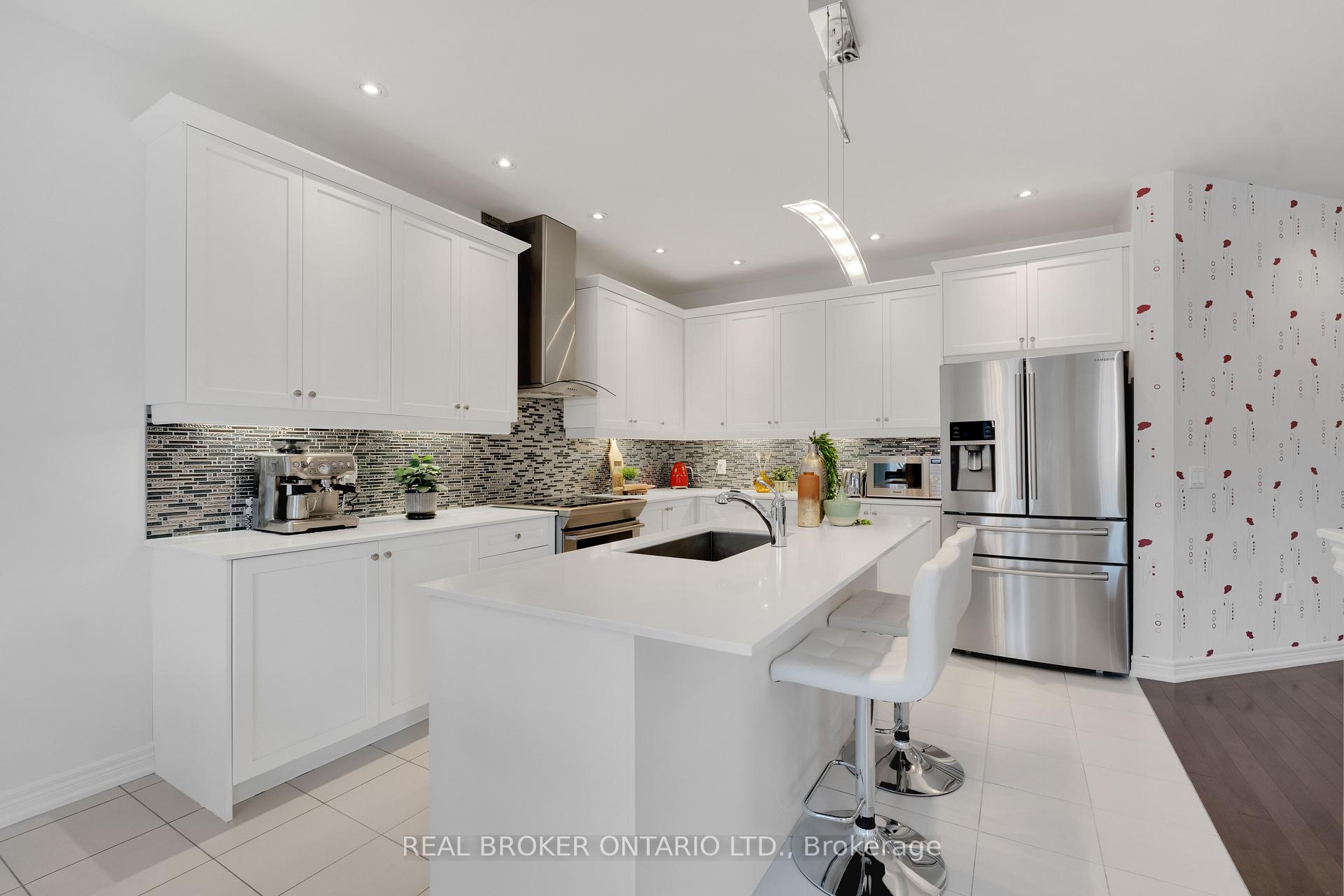 Photo 21 of 11 McEchearn Crescent, Caledon, Rural Caledon — HOMEH