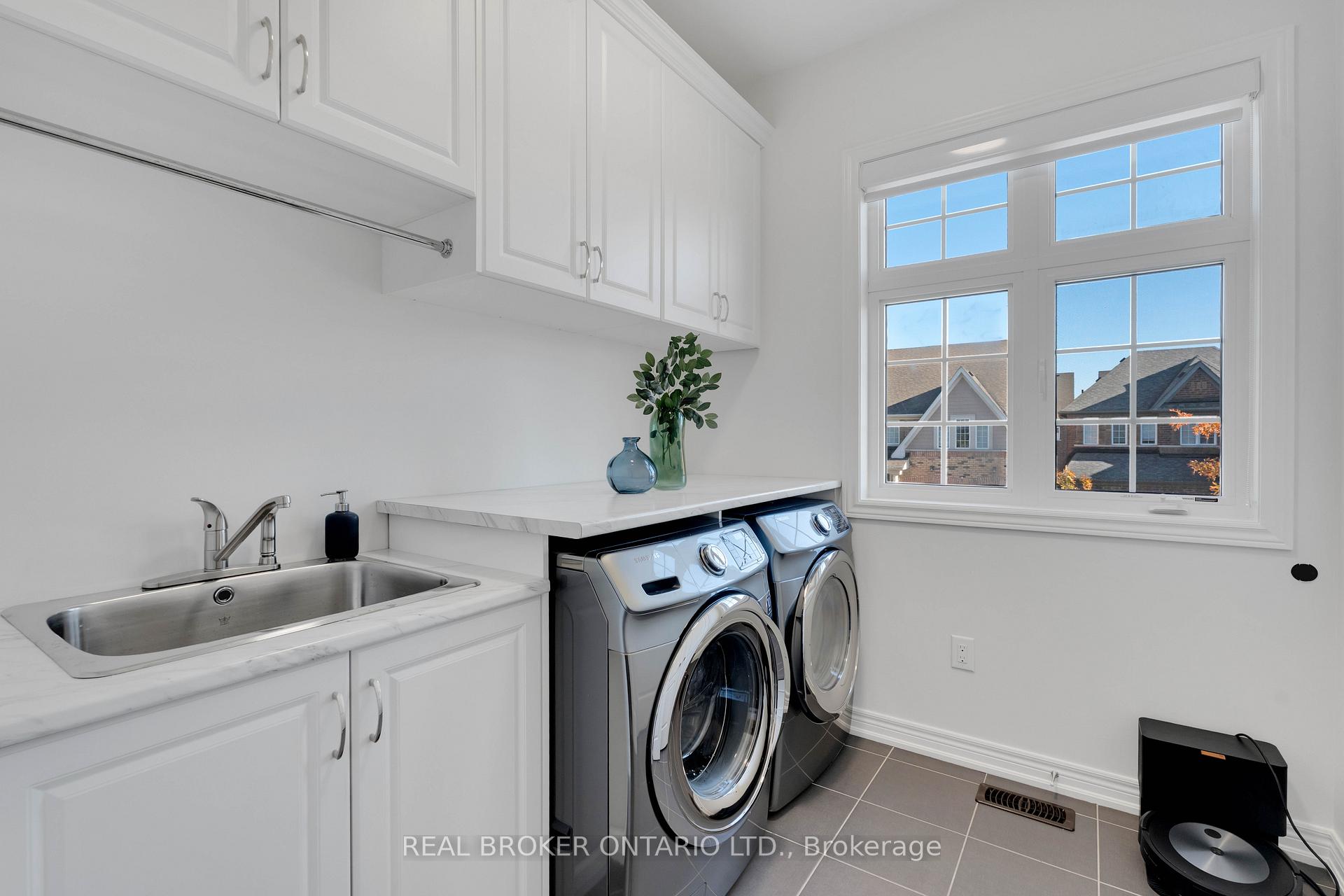 Photo 23 of 11 McEchearn Crescent, Caledon, Rural Caledon — HOMEH