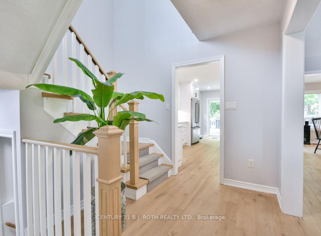 Photo 6 of 78 Gore Drive, Barrie, Ardagh — HOMEH