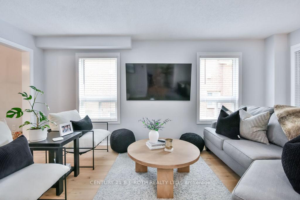 Photo 19 of 78 Gore Drive, Barrie, Ardagh — HOMEH