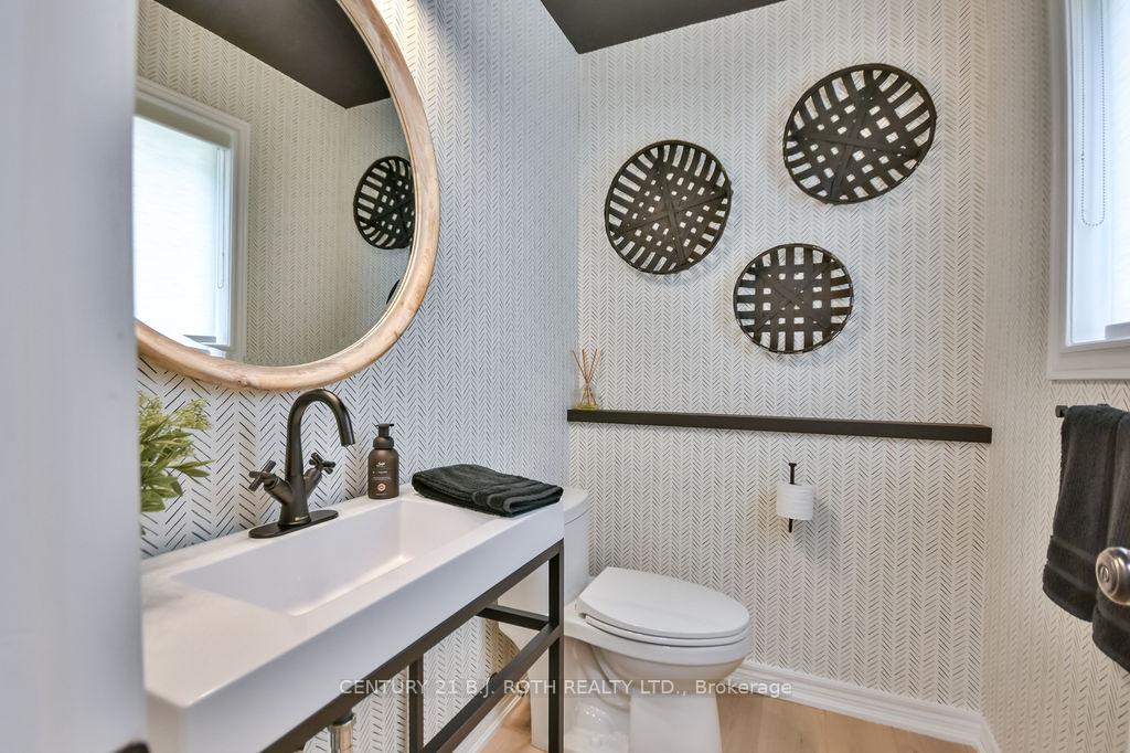 Photo 20 of 78 Gore Drive, Barrie, Ardagh — HOMEH