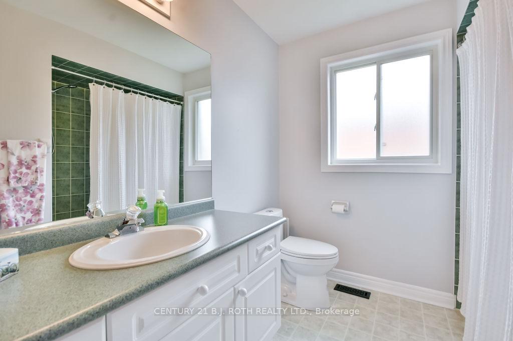 Photo 26 of 78 Gore Drive, Barrie, Ardagh — HOMEH
