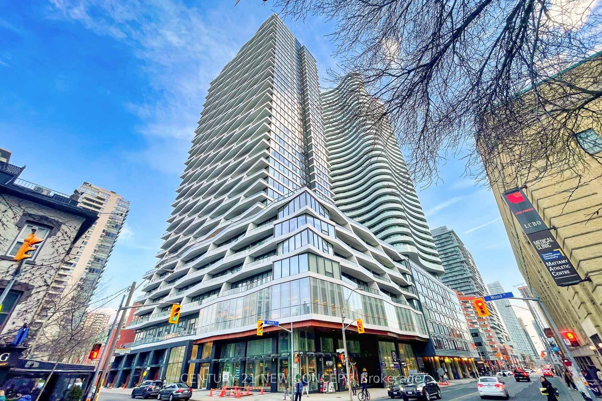Front of Unit 1601, 85 Wood Street