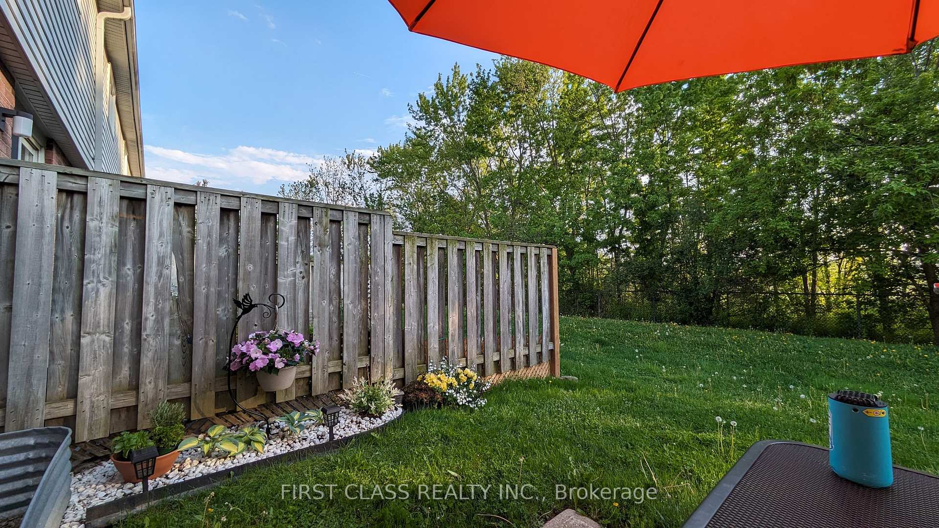 Photo 52 of Unit 49, 40 Imperial Road N, Guelph, Willow West/Sugarbush/West Acres — HOMEH